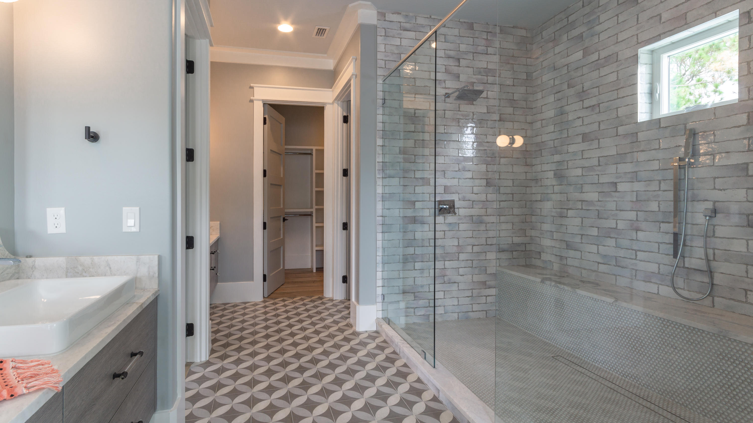 LAKEWOOD OF SEAGROVE BEACH - Residential