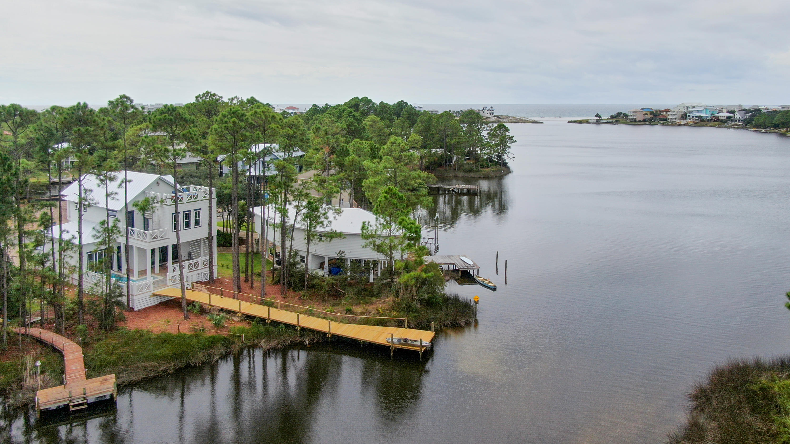 LAKEWOOD OF SEAGROVE BEACH - Residential