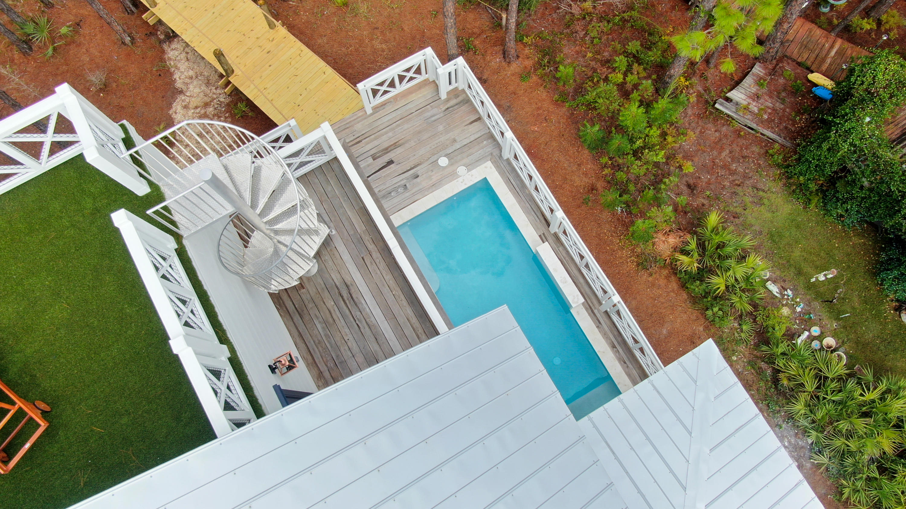 LAKEWOOD OF SEAGROVE BEACH - Residential