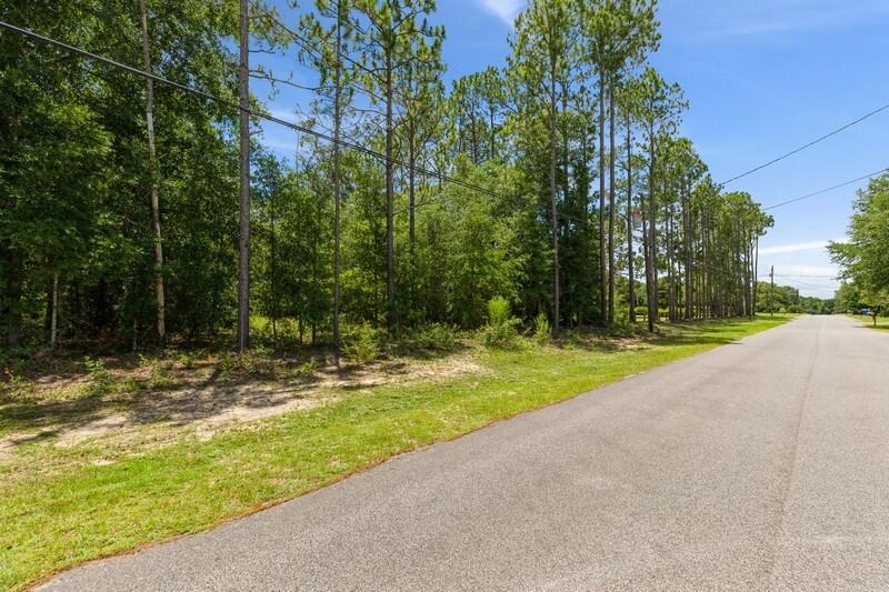 Large lot in established neighborhood. Just under 1 acre, this level lot waiting for its future homeowners to build their dream home. Close to schools, shopping and easy access to all main highways. Don't wait. Take a look today to see if this lot is what you have been waiting for!
