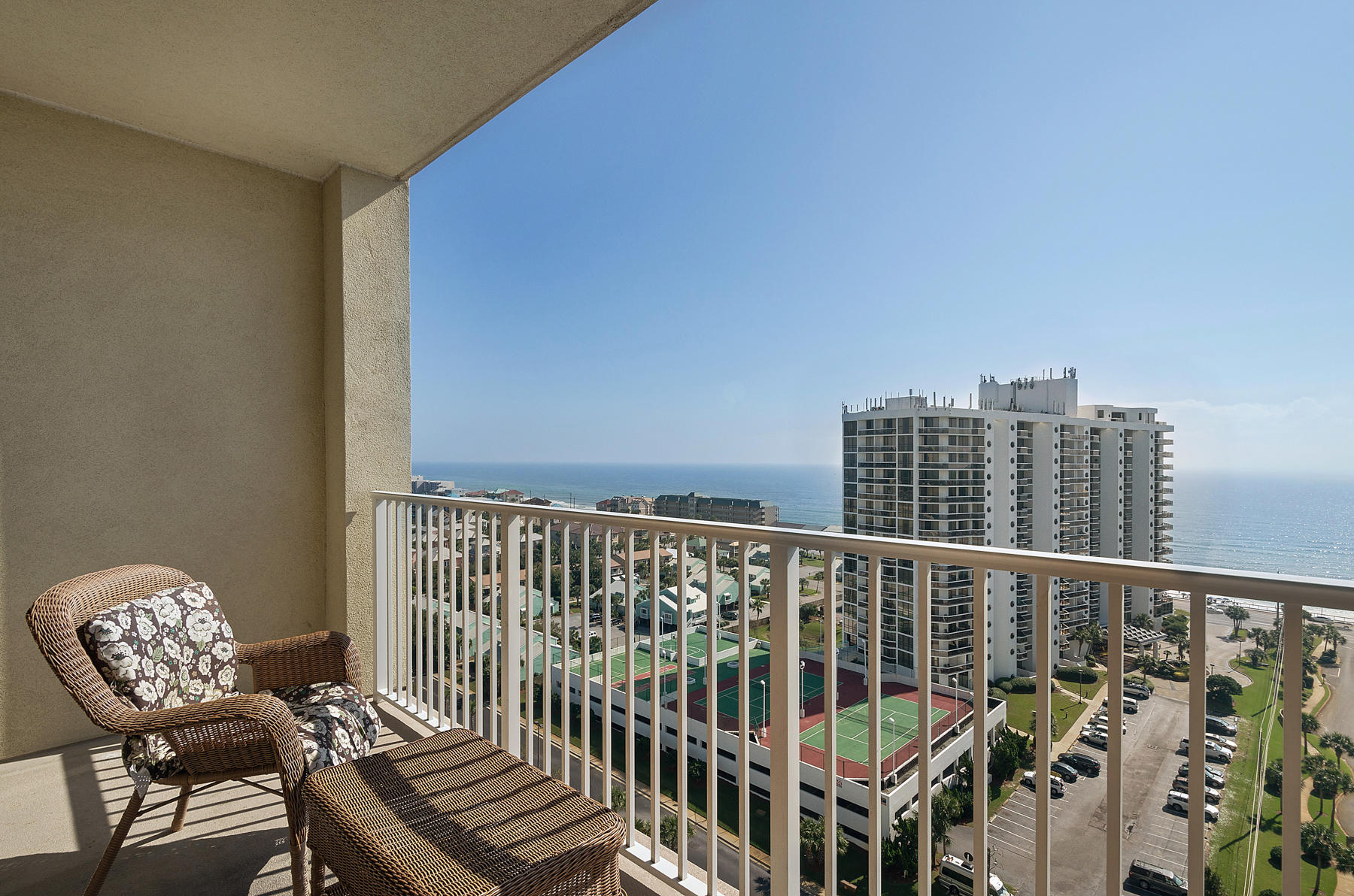 ARIEL DUNES - Residential