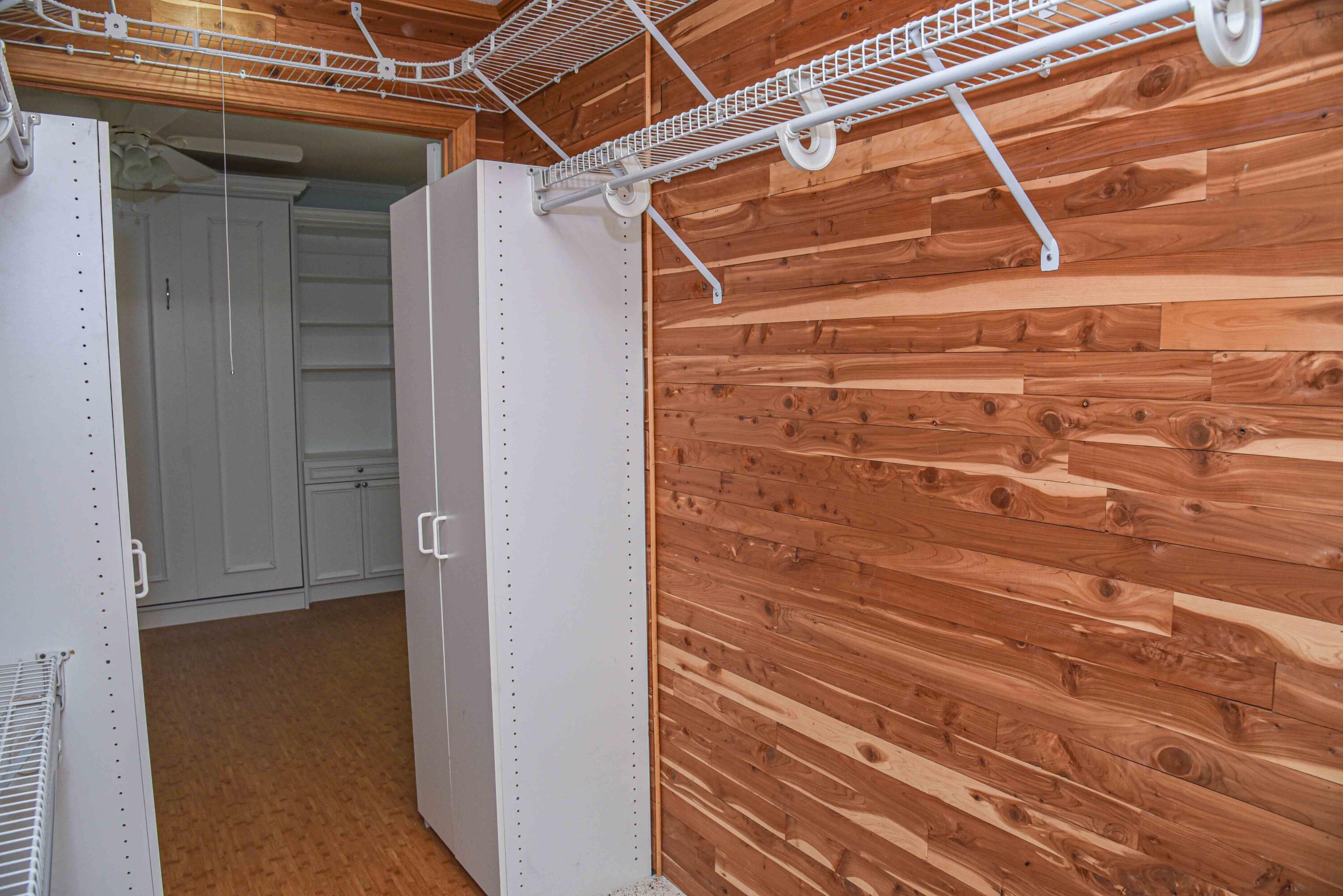 BAYOU WOODS 2ND ADDN - Residential