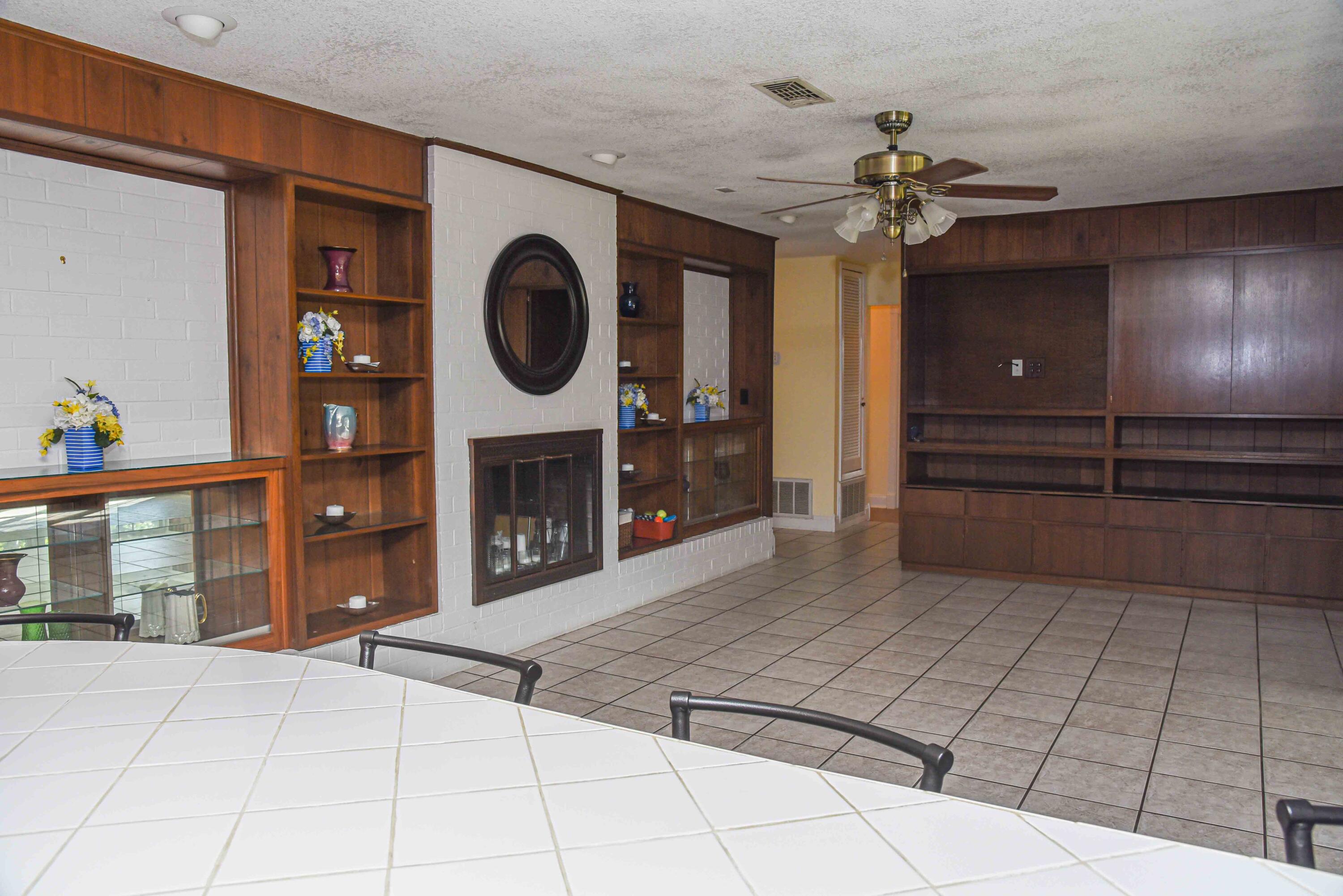 BAYOU WOODS 2ND ADDN - Residential