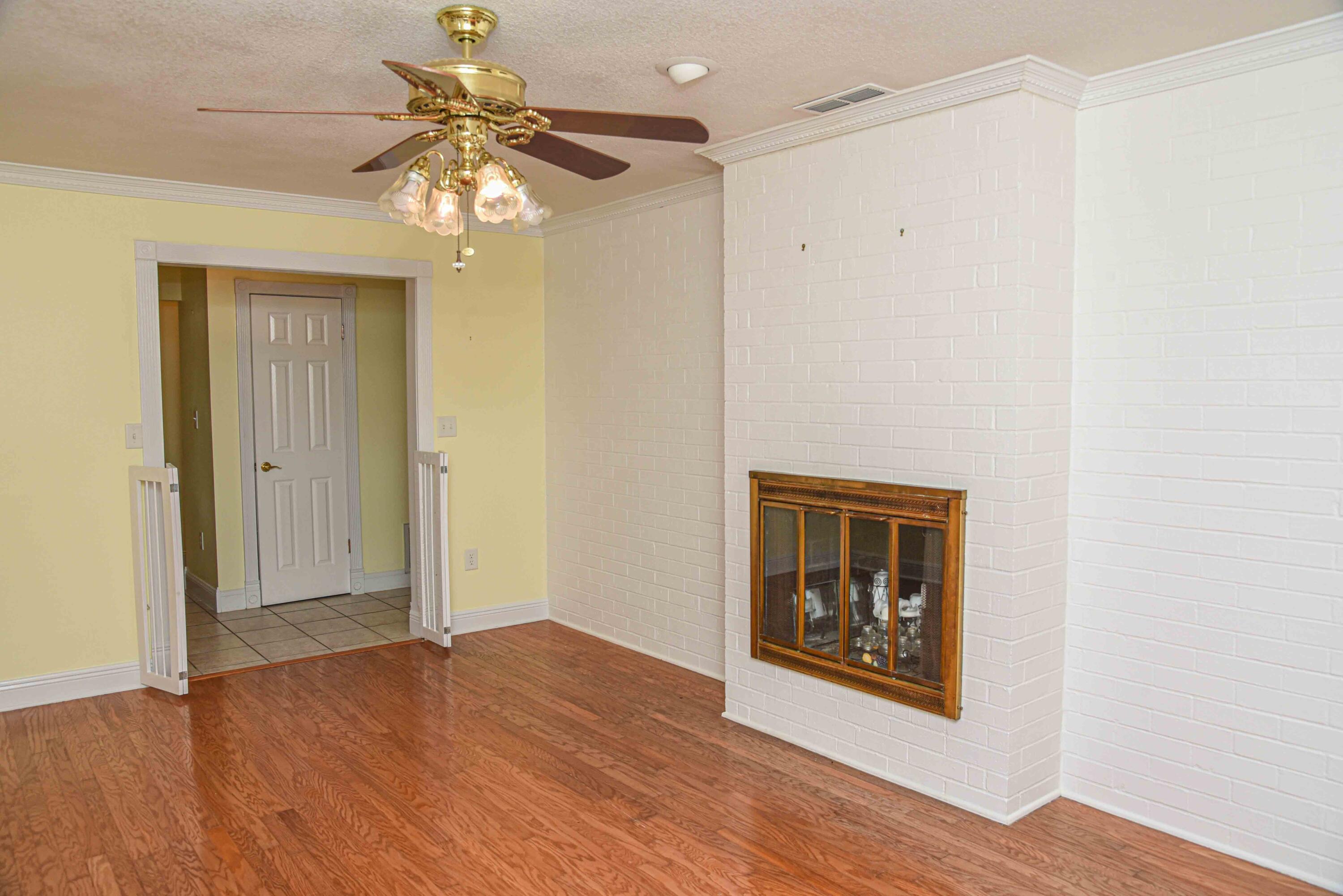 BAYOU WOODS 2ND ADDN - Residential