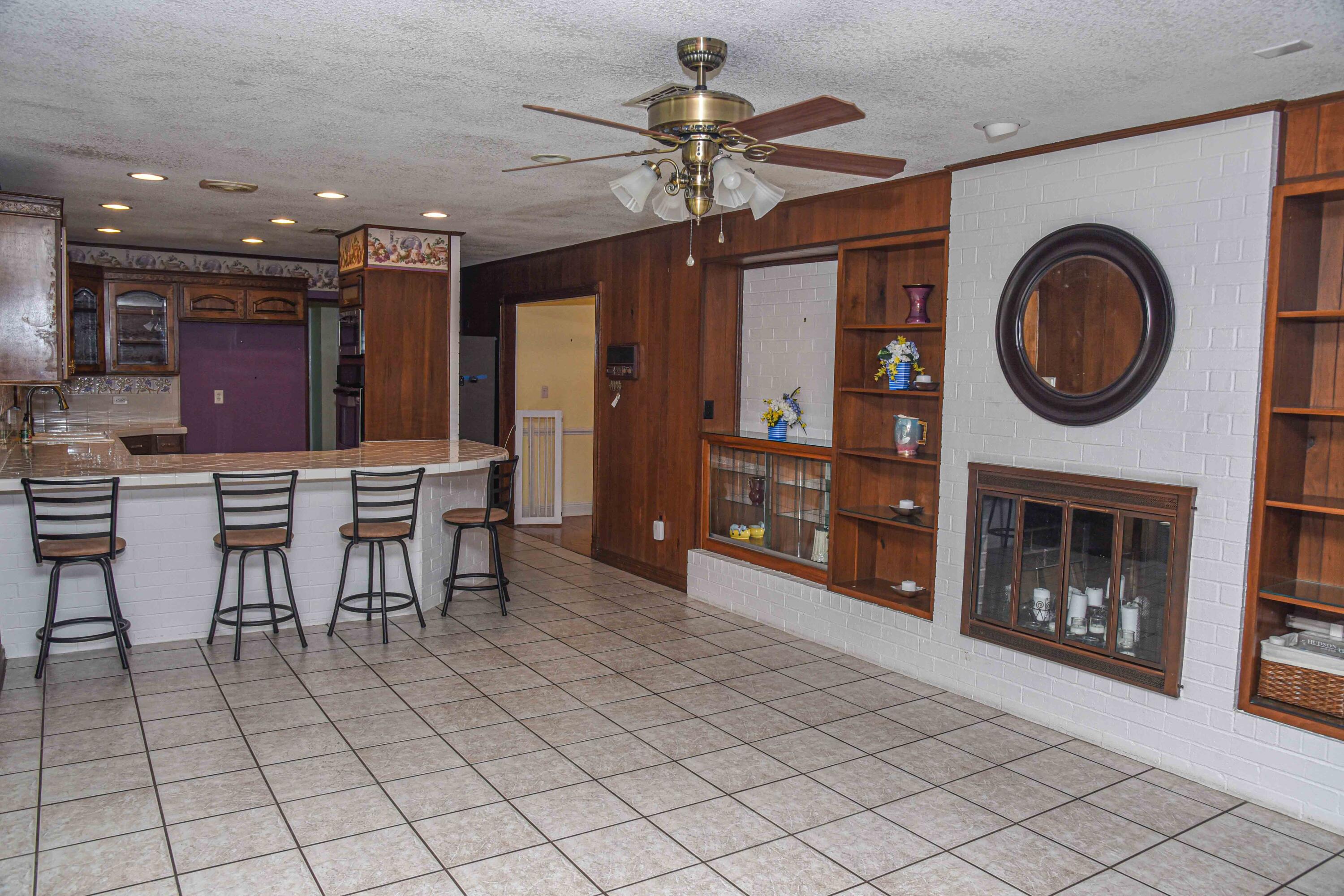 BAYOU WOODS 2ND ADDN - Residential