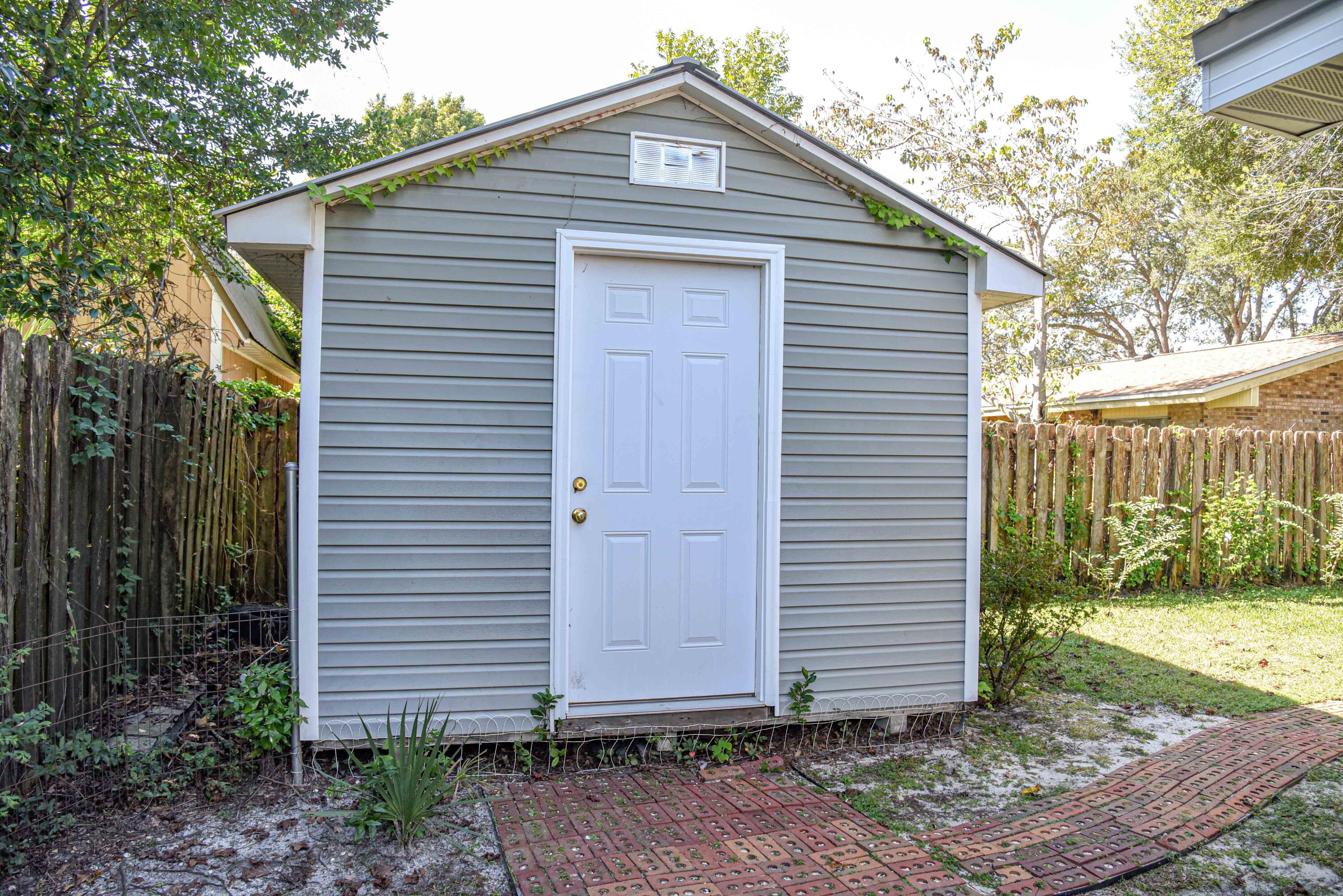 BAYOU WOODS 2ND ADDN - Residential