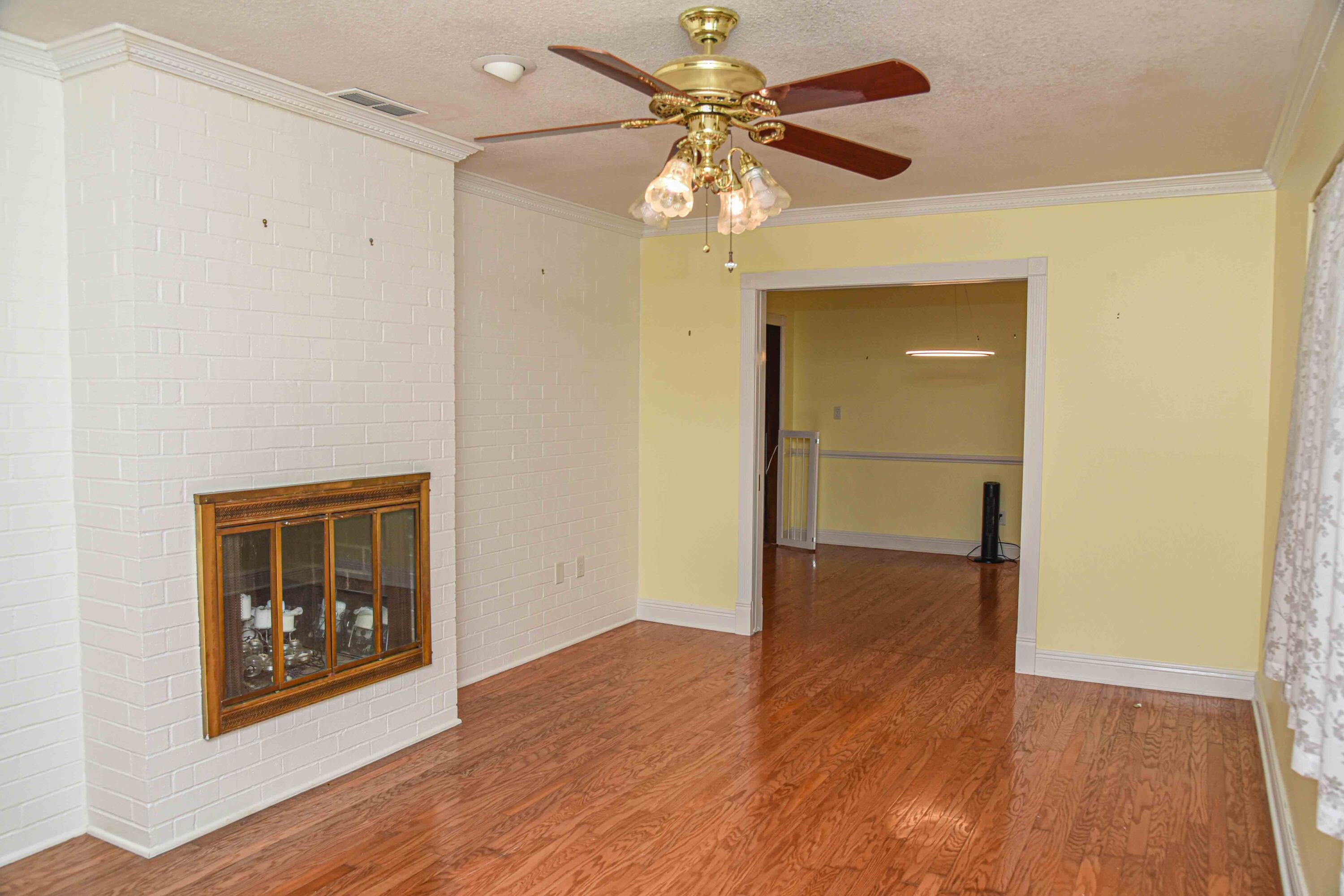 BAYOU WOODS 2ND ADDN - Residential