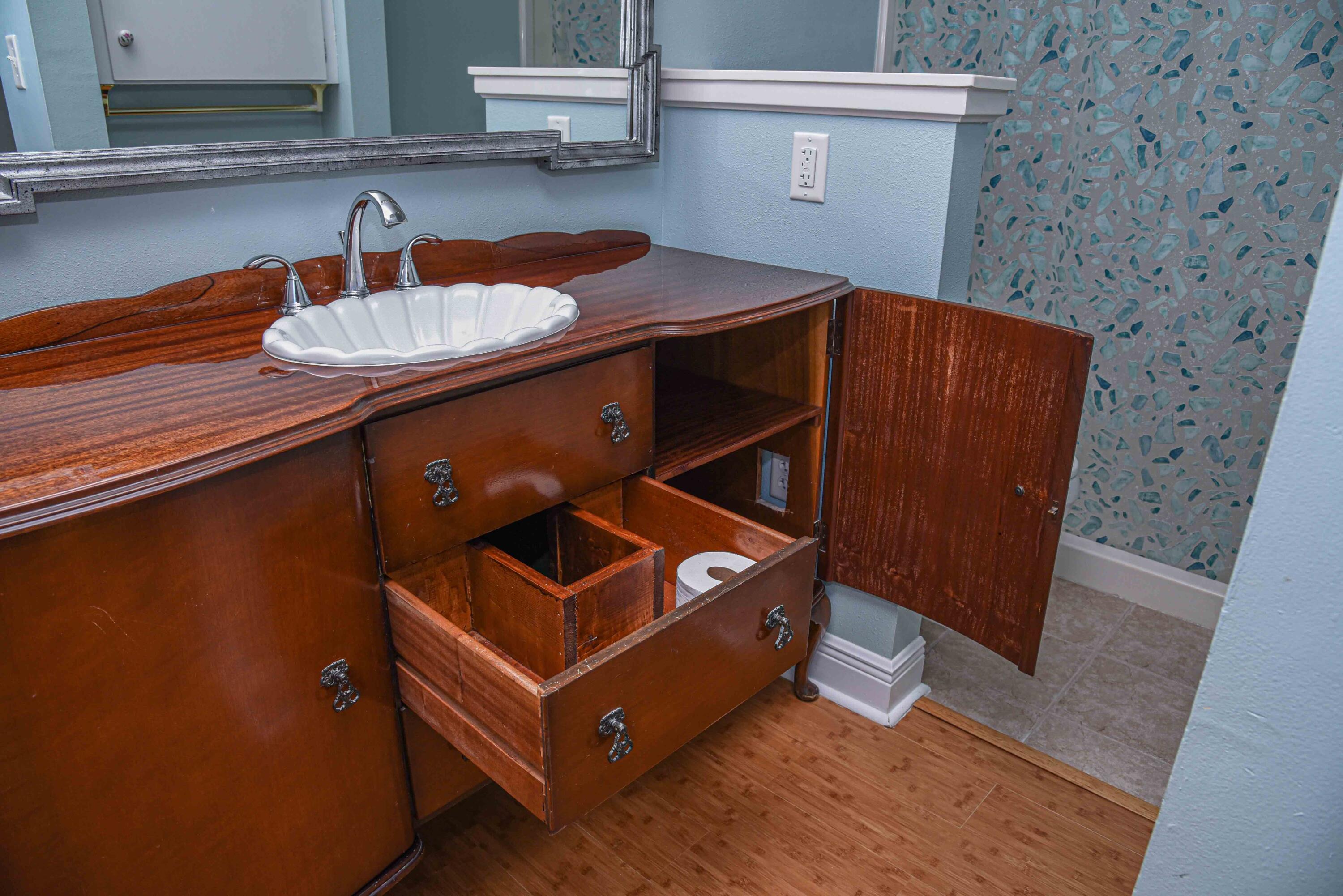 BAYOU WOODS 2ND ADDN - Residential