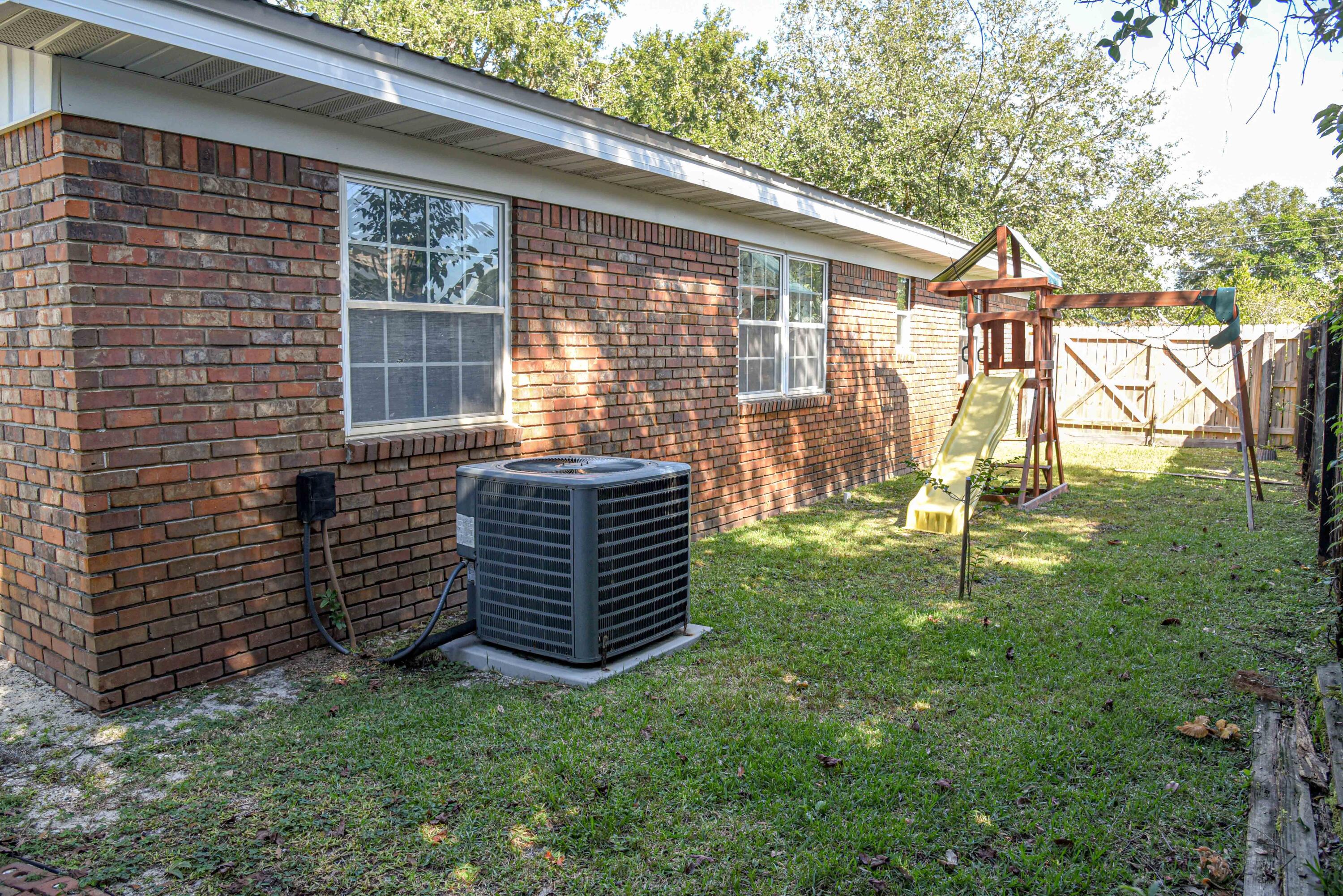 BAYOU WOODS 2ND ADDN - Residential