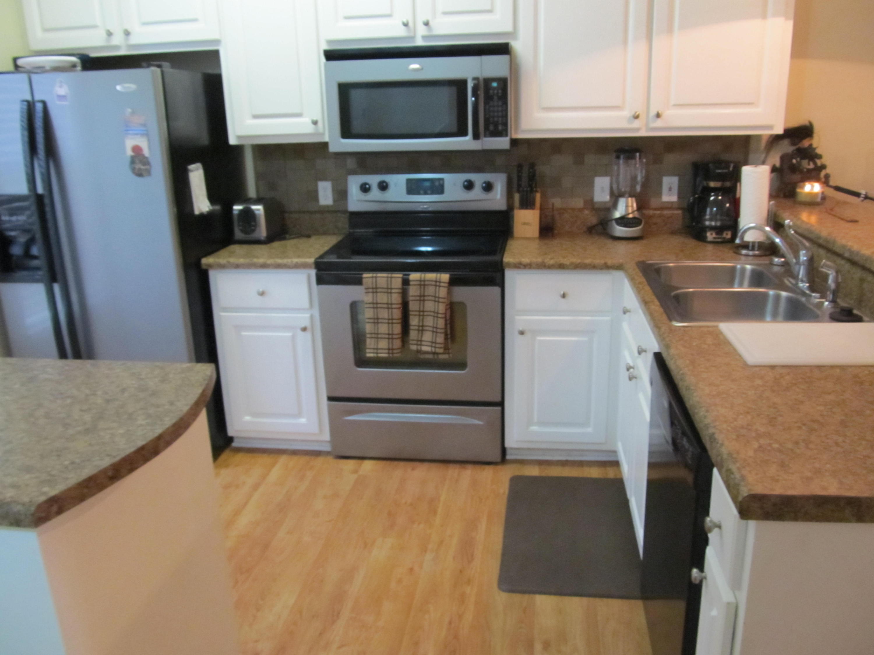 VILLA DANIELLE 2ND ADDN - Residential