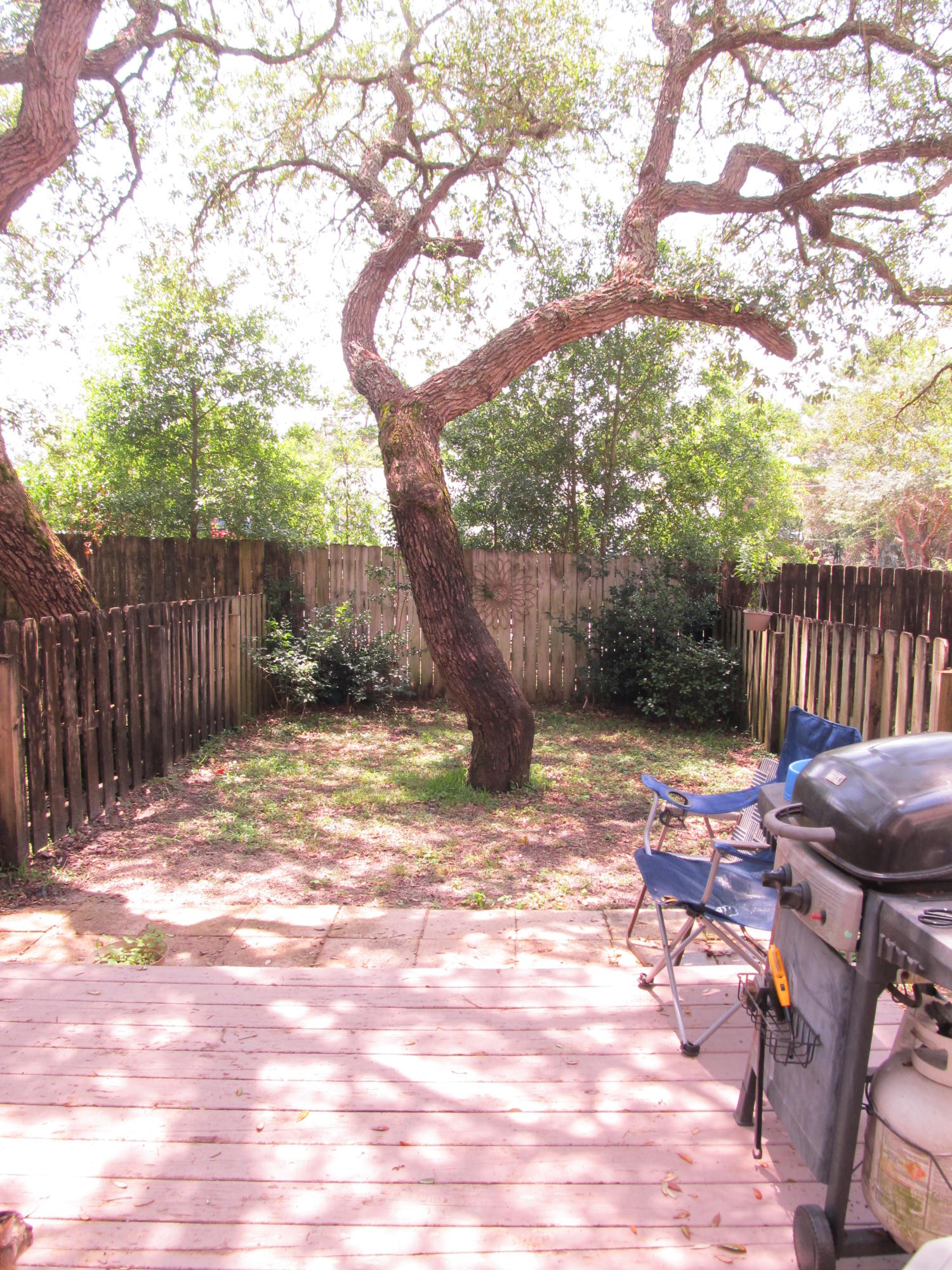 VILLA DANIELLE 2ND ADDN - Residential