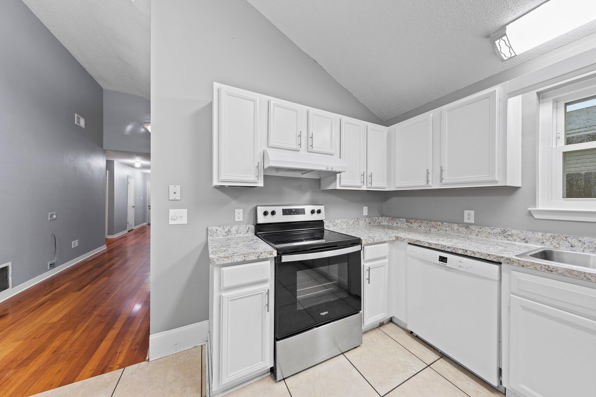 PALM ESTATES UNIT 2 - Residential