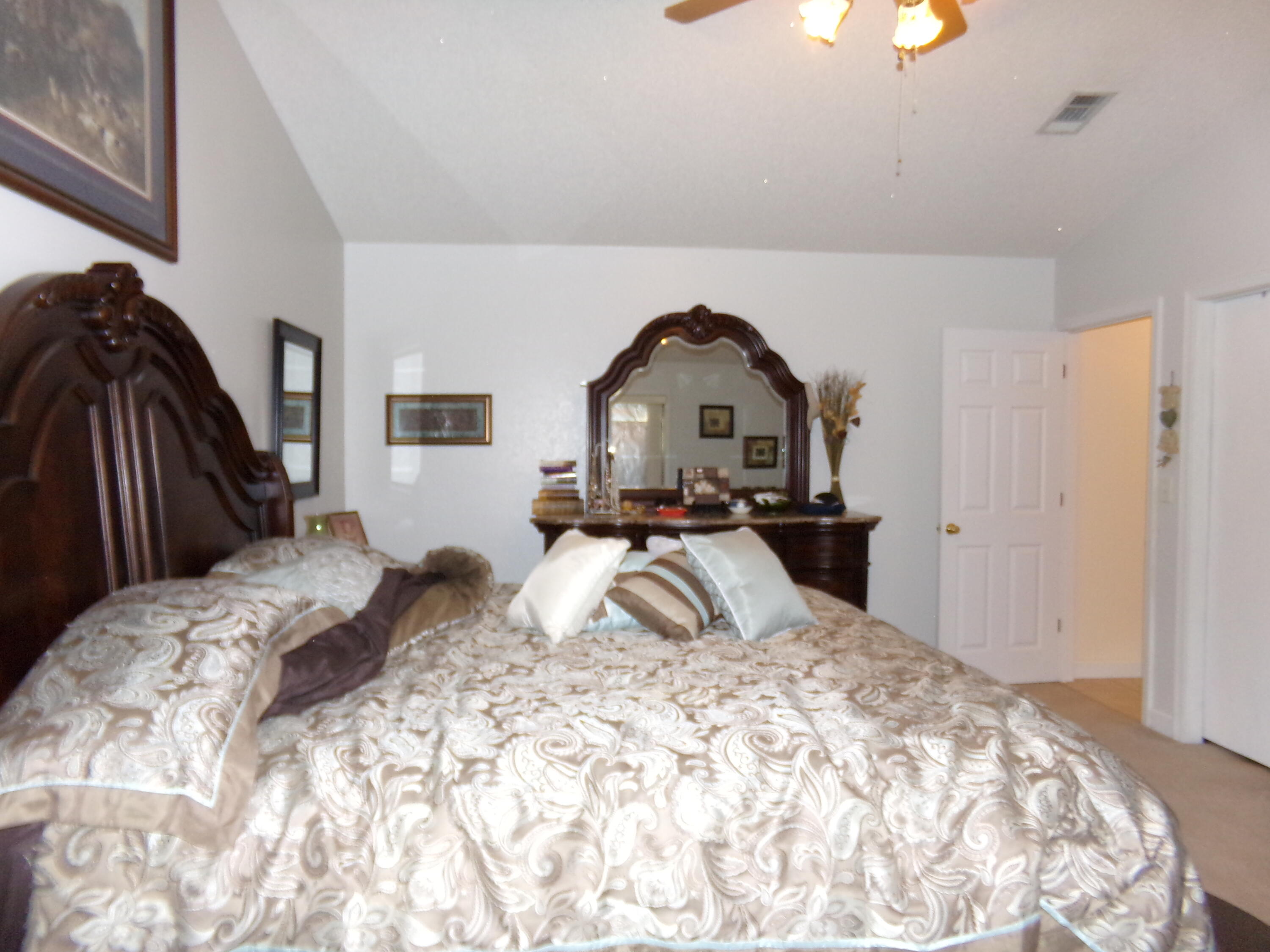 CRESTVIEW - Residential