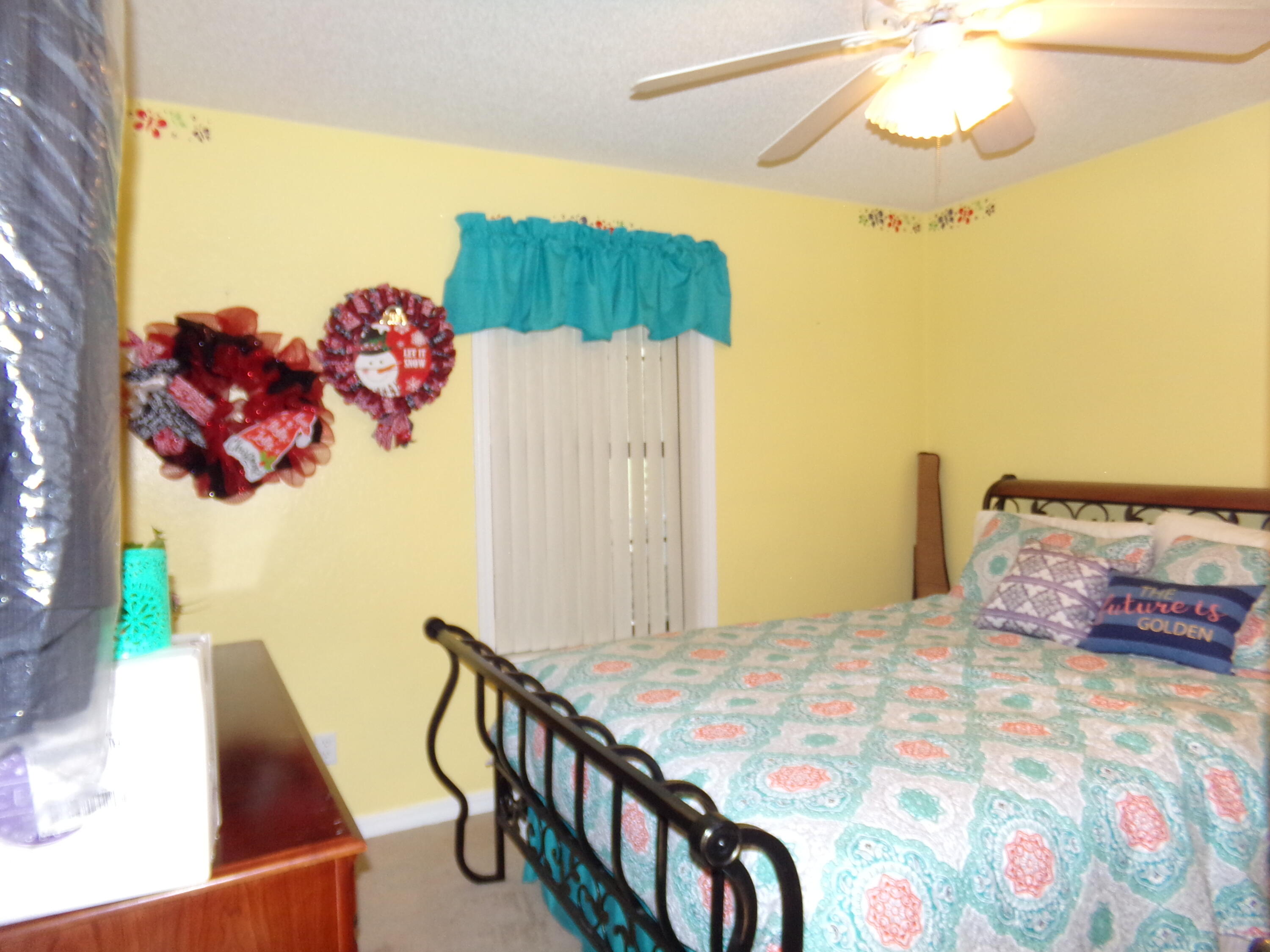 CRESTVIEW - Residential