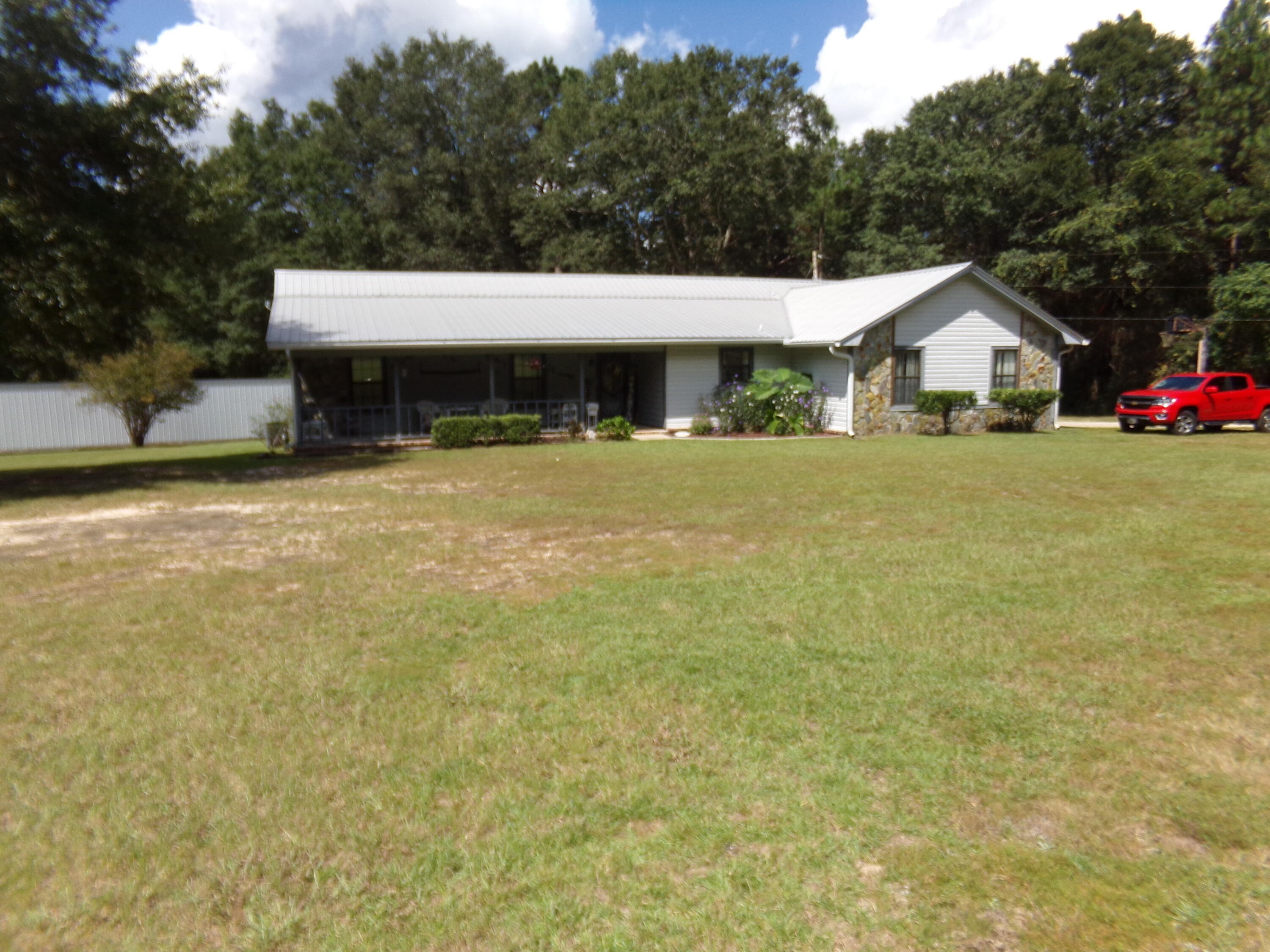 CRESTVIEW - Residential