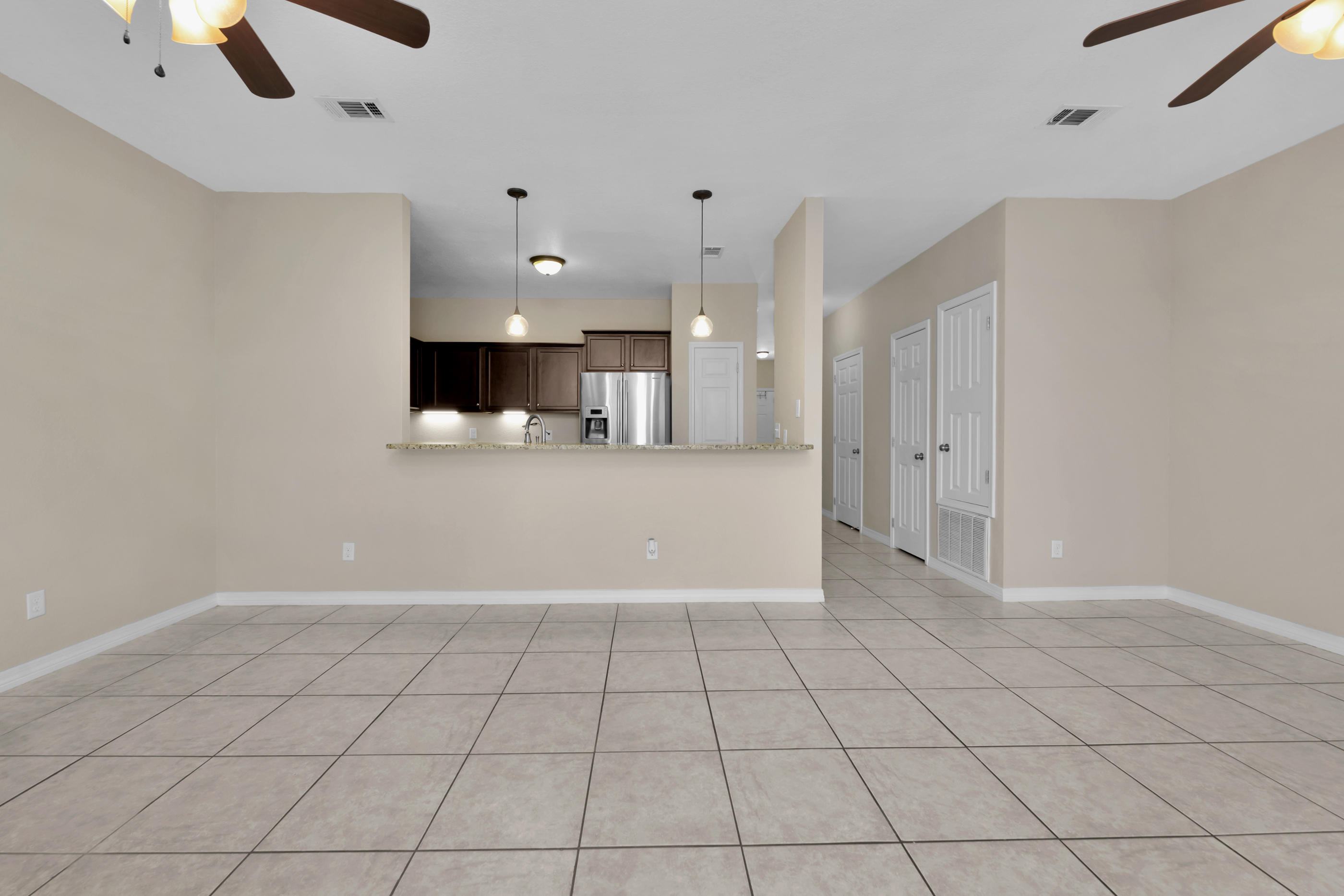 SAVANNAH HEIGHTS - Residential Lease