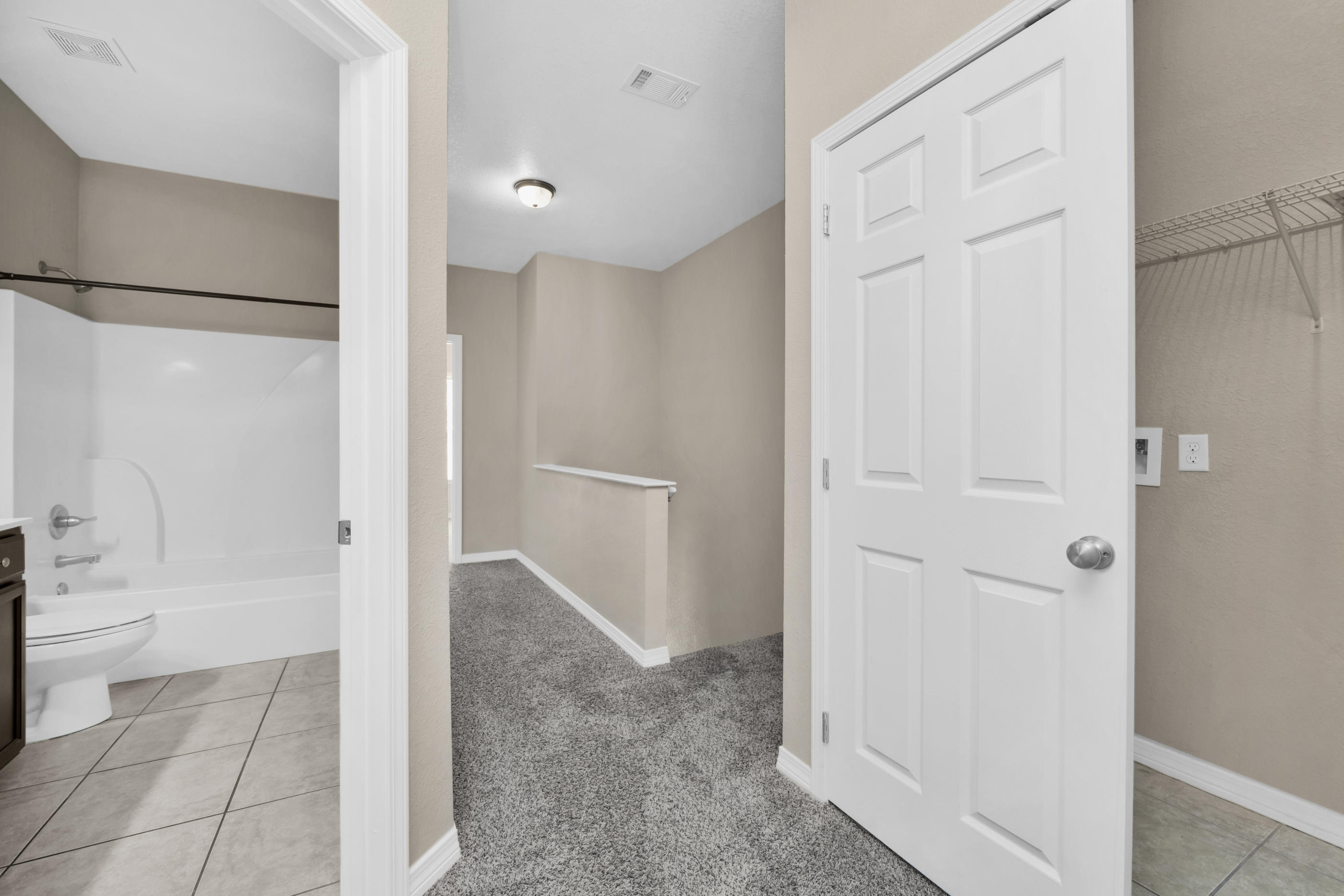 SAVANNAH HEIGHTS - Residential Lease