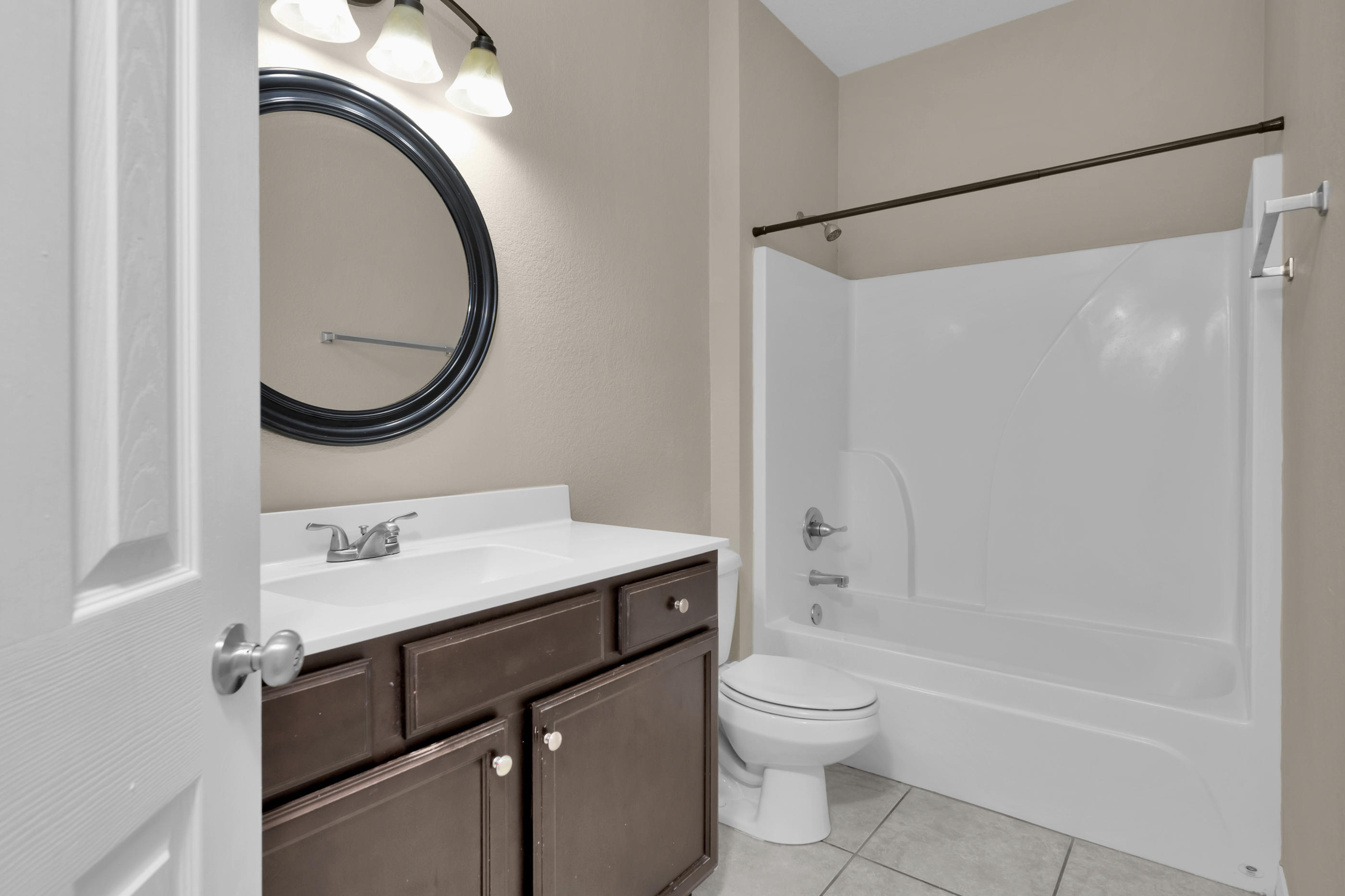 SAVANNAH HEIGHTS - Residential Lease