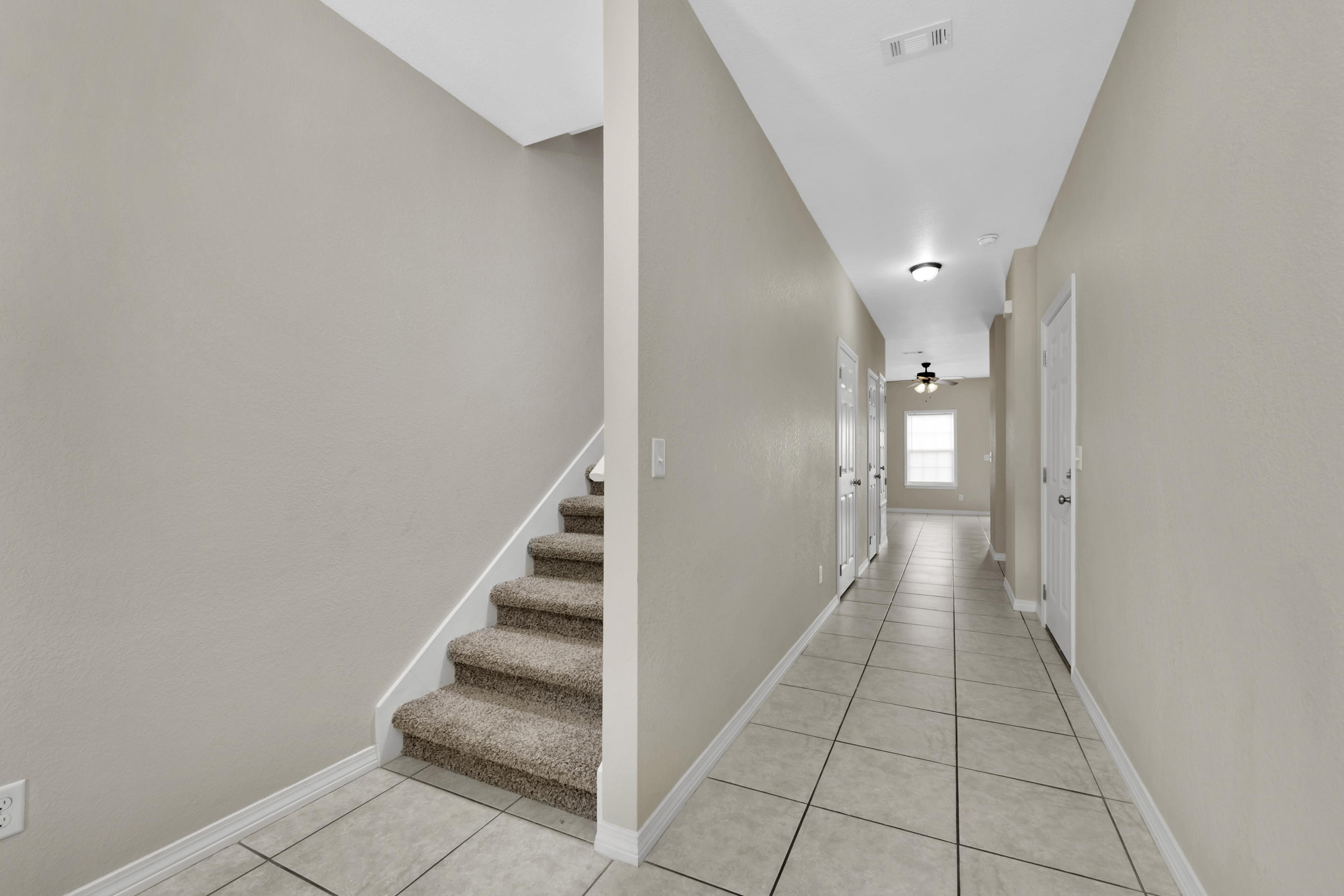 SAVANNAH HEIGHTS - Residential Lease