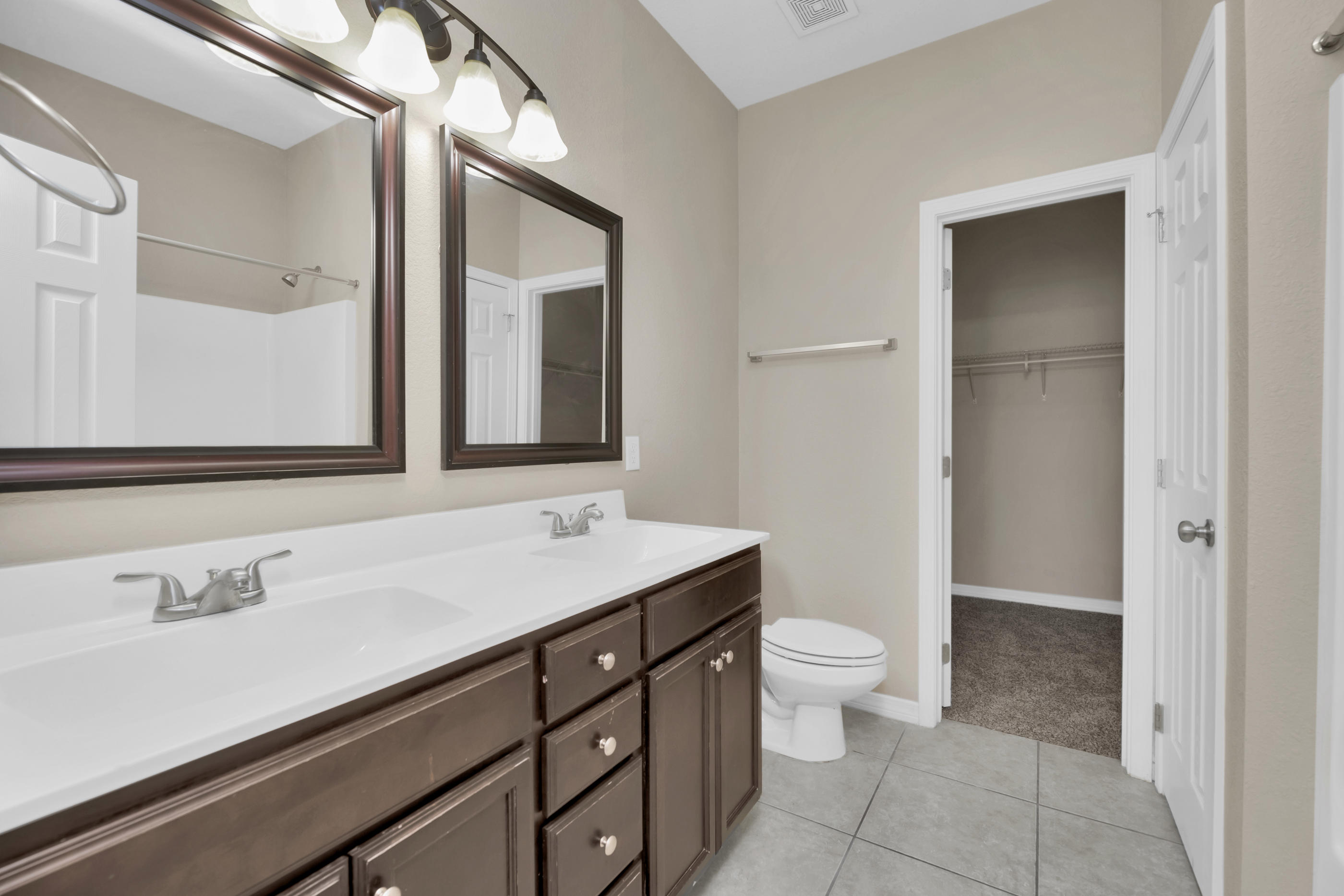 SAVANNAH HEIGHTS - Residential Lease