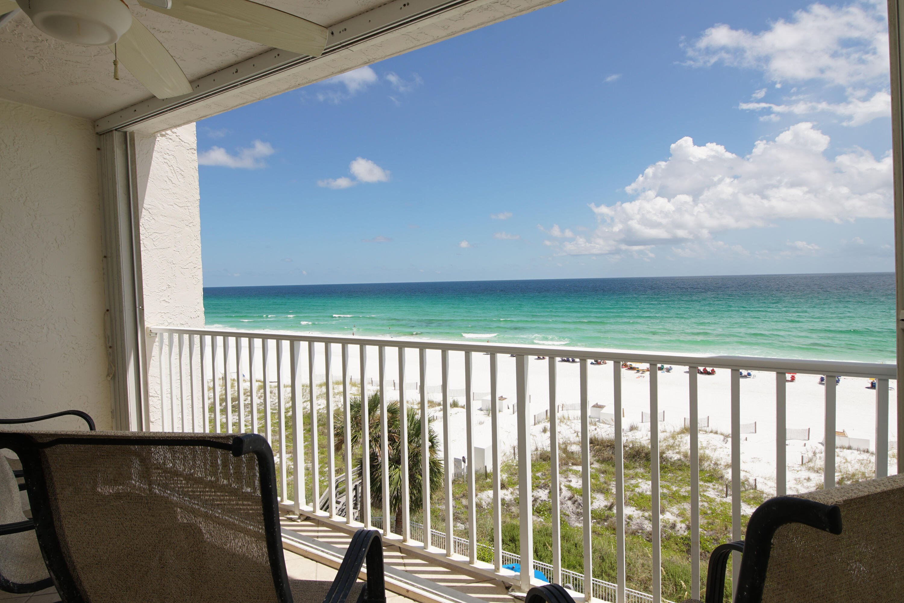 THE GRAND MARINER - Residential