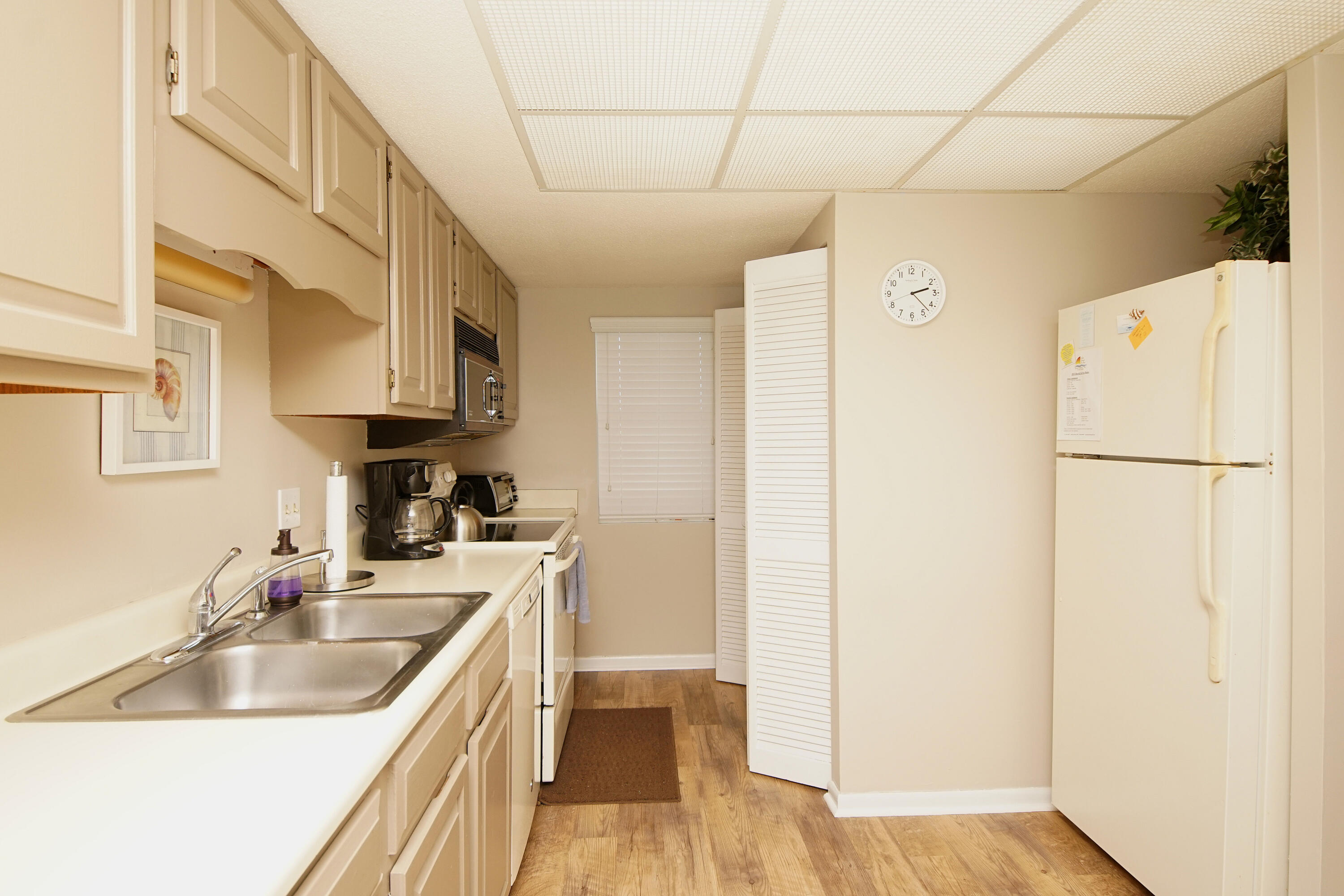 THE GRAND MARINER - Residential