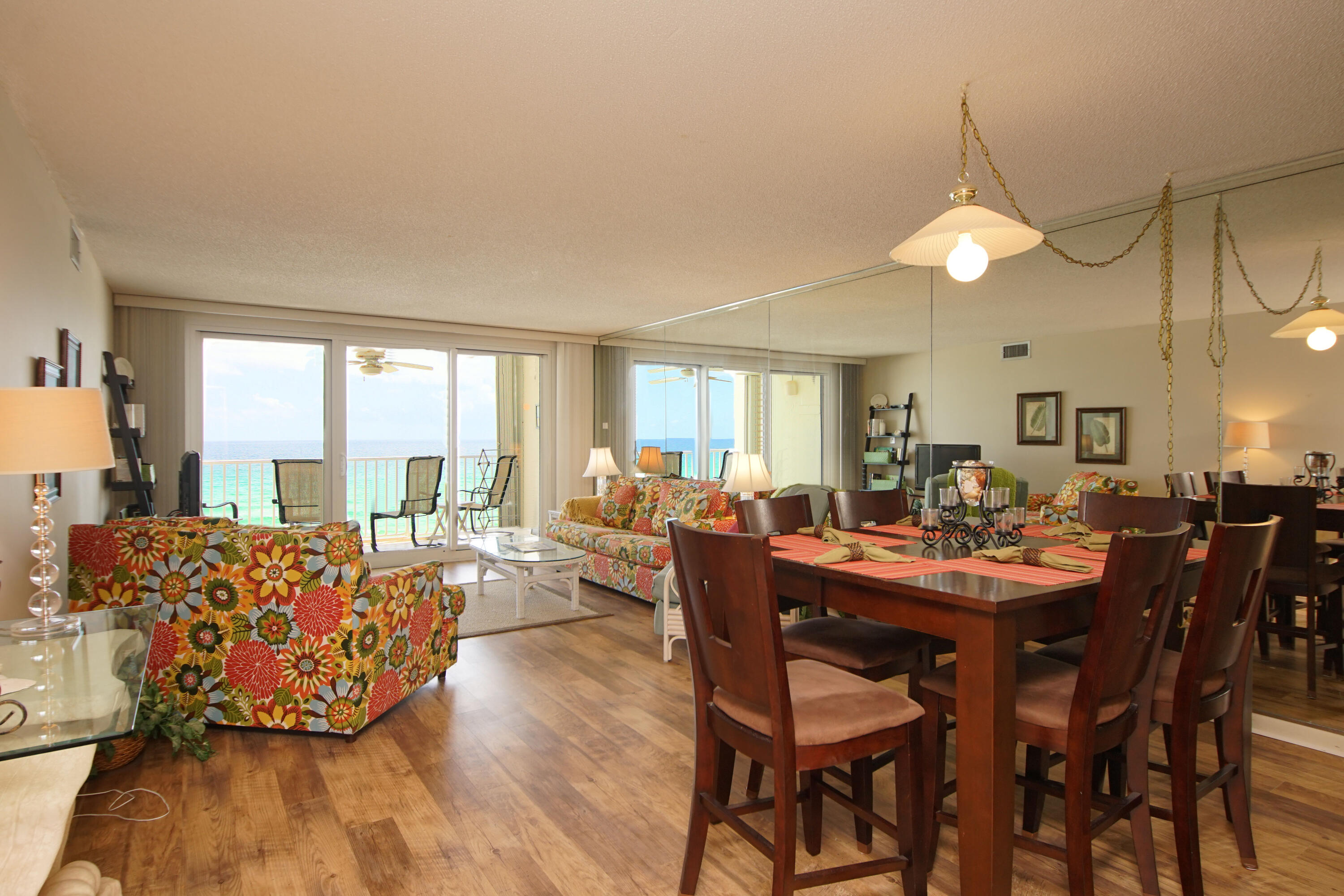 THE GRAND MARINER - Residential