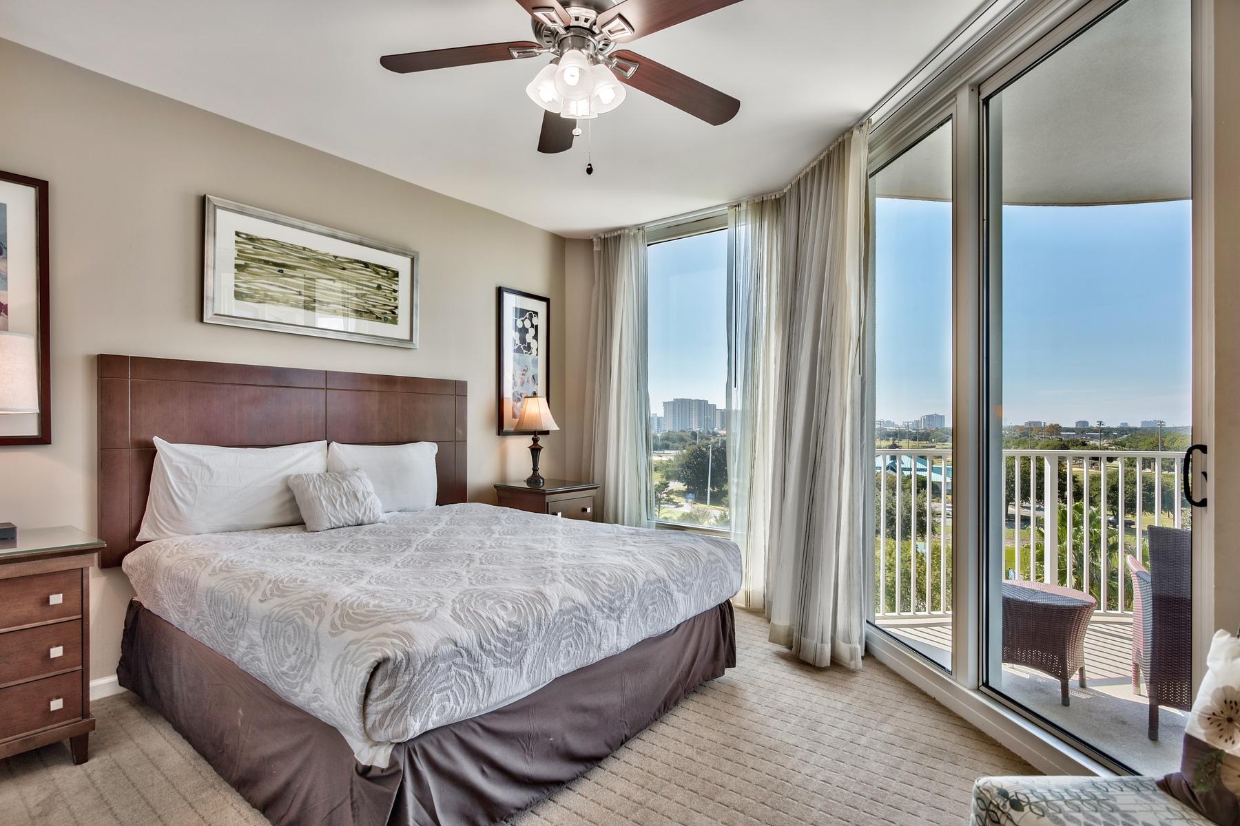 THE PALMS OF DESTIN - Residential