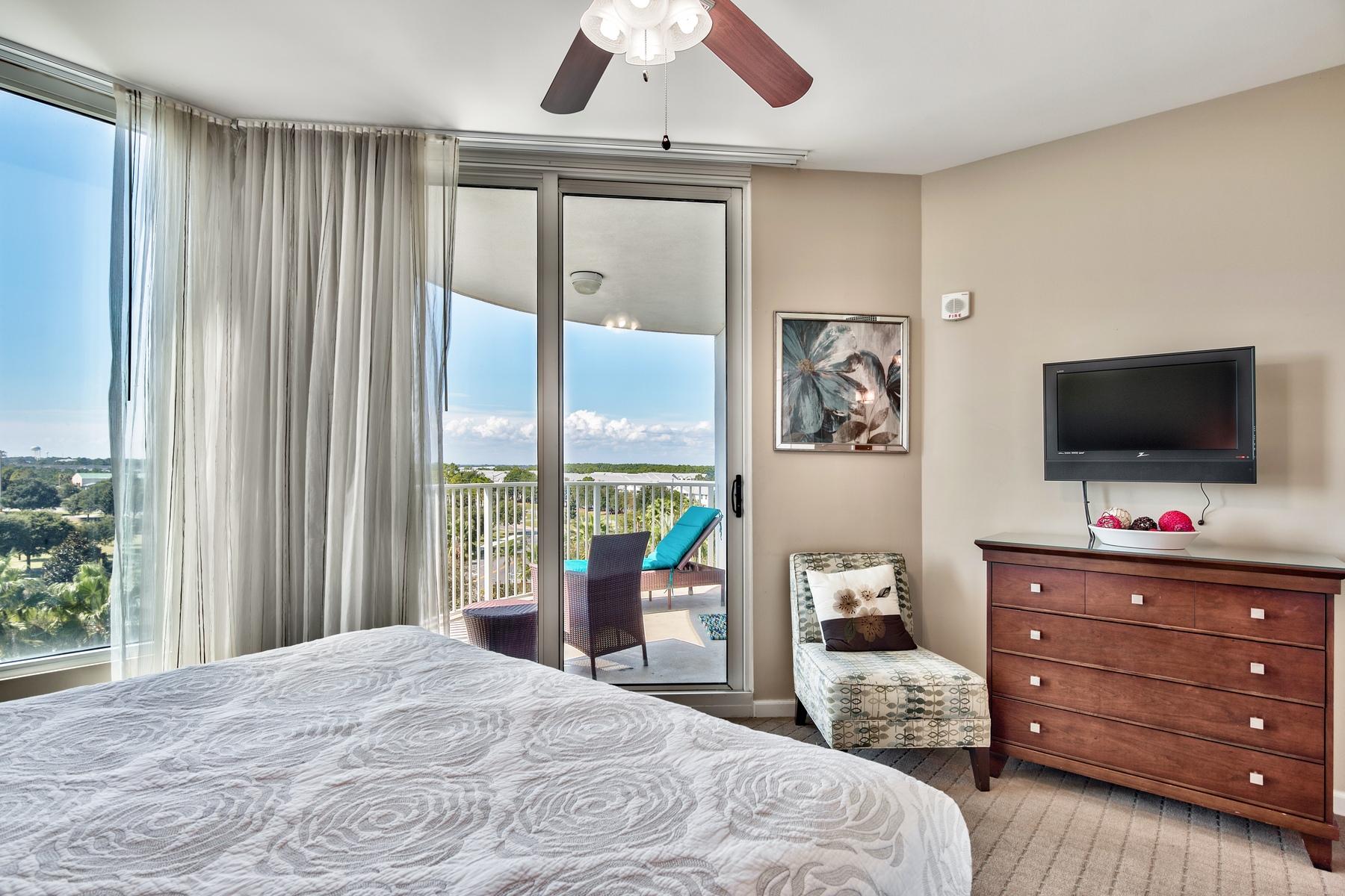 THE PALMS OF DESTIN - Residential