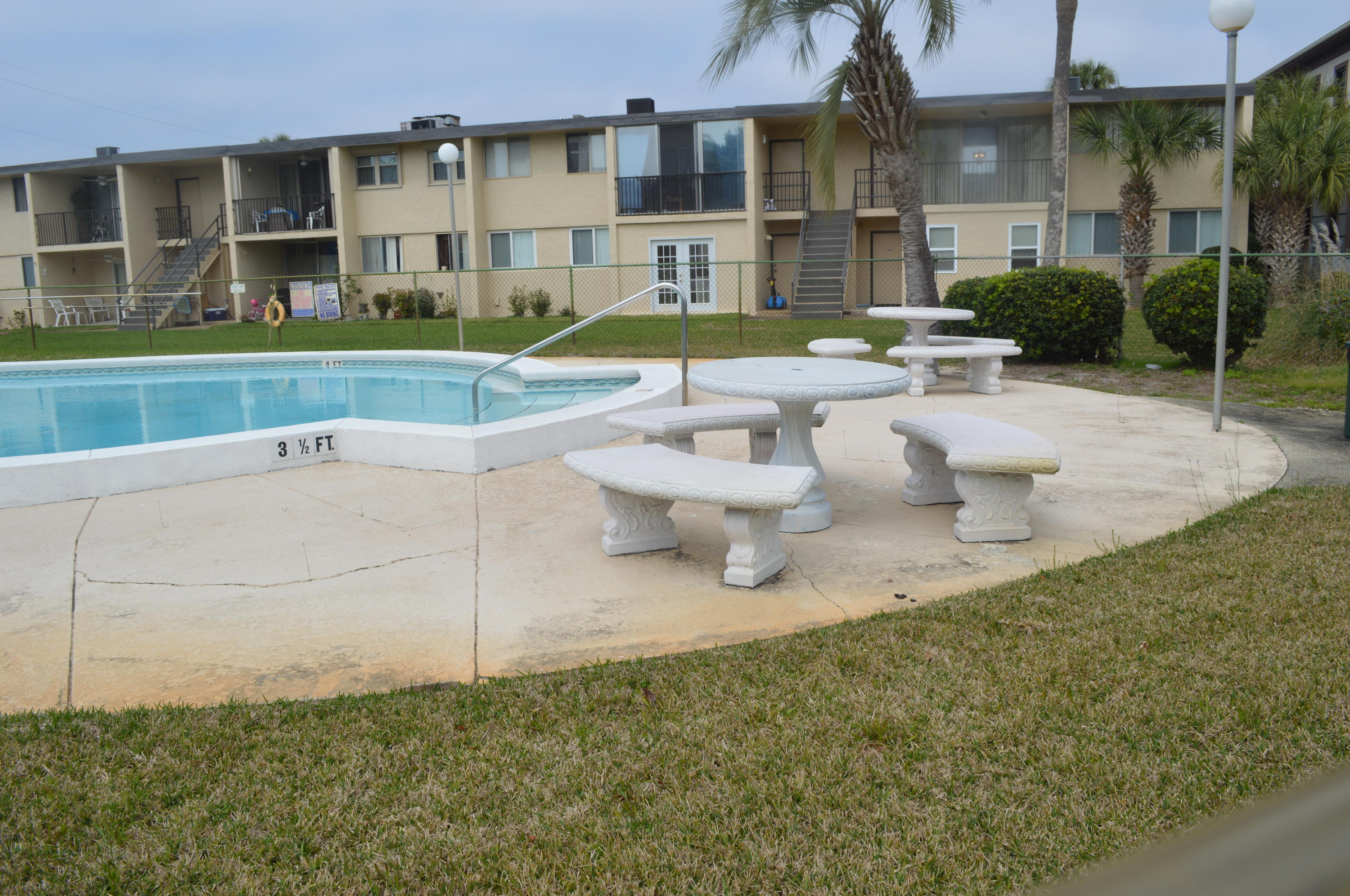 SEA PALM CONDO - Residential