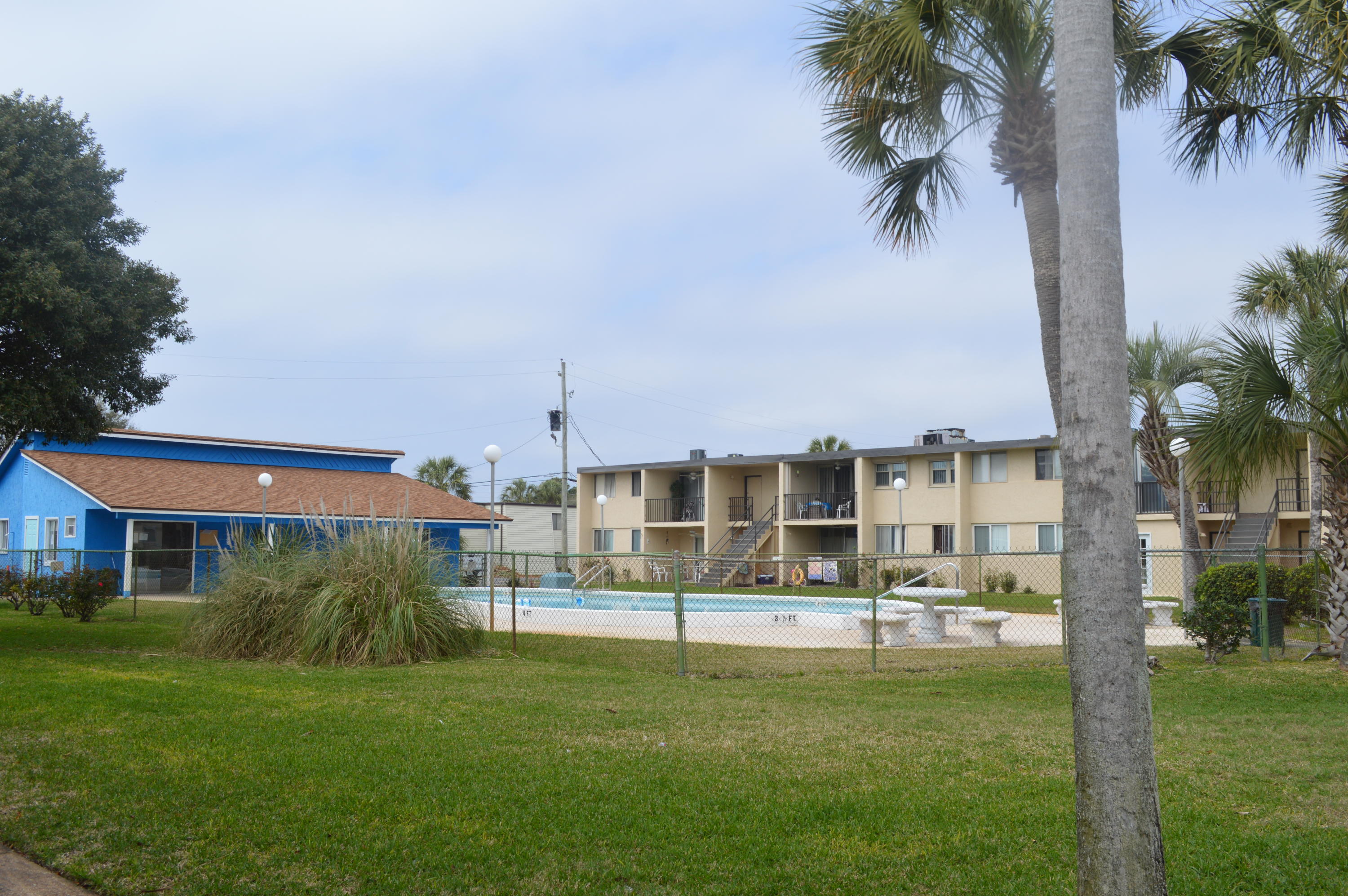 SEA PALM CONDO - Residential