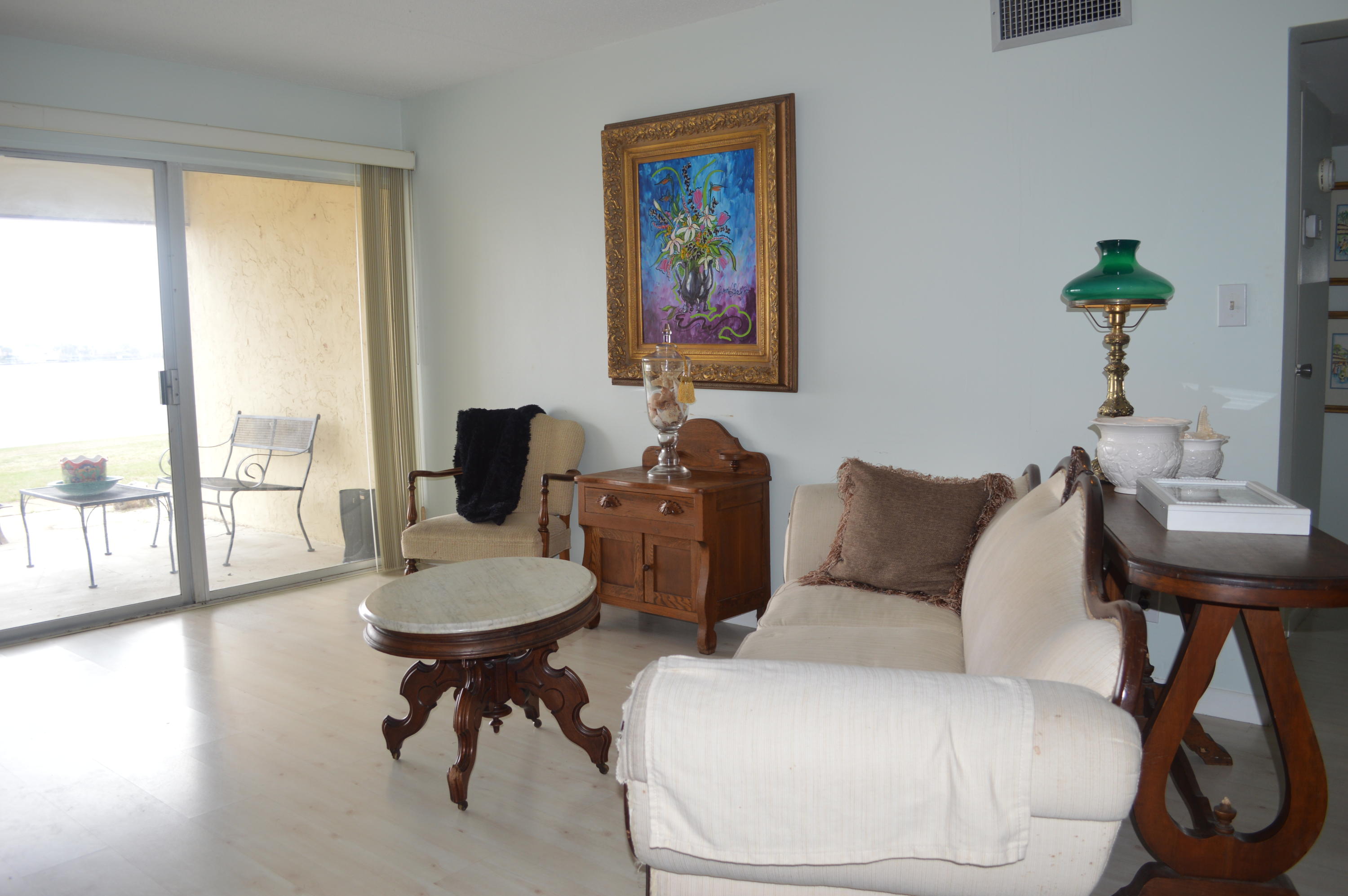 SEA PALM CONDO - Residential