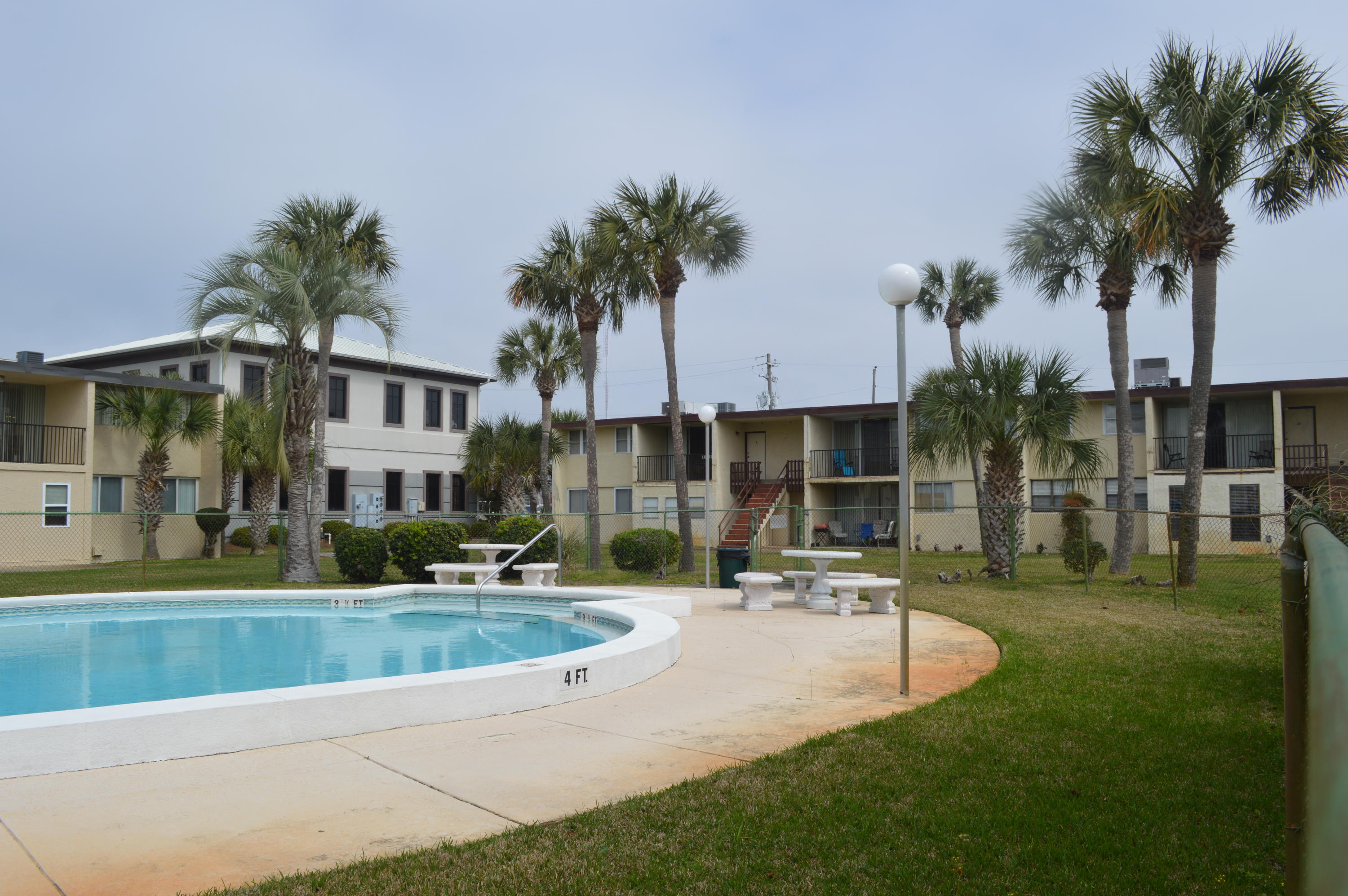 SEA PALM CONDO - Residential