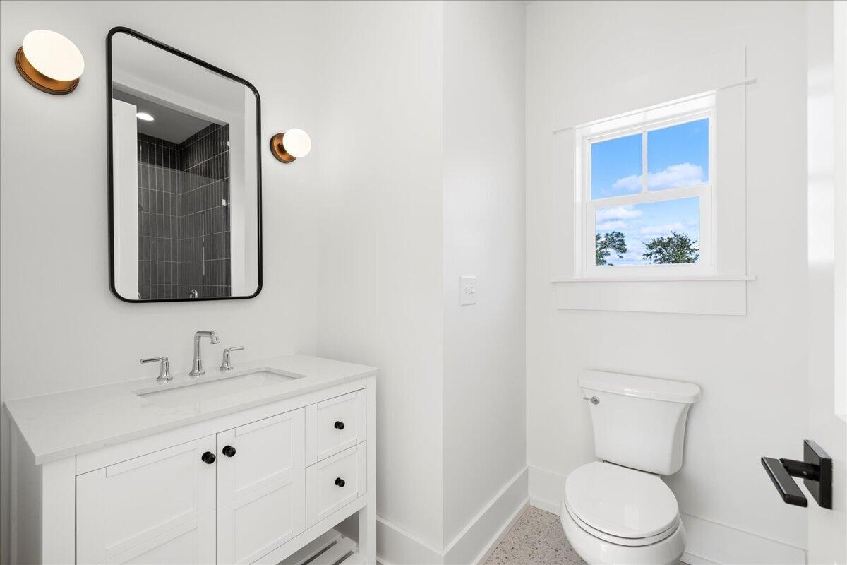 MAGNOLIA BEACH - Residential