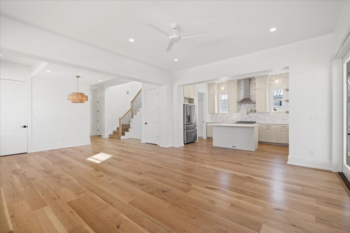 MAGNOLIA BEACH - Residential