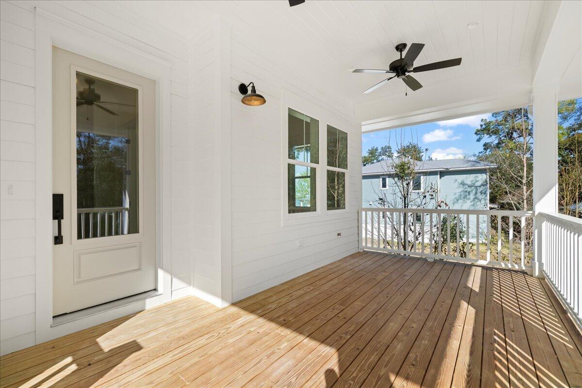 MAGNOLIA BEACH - Residential