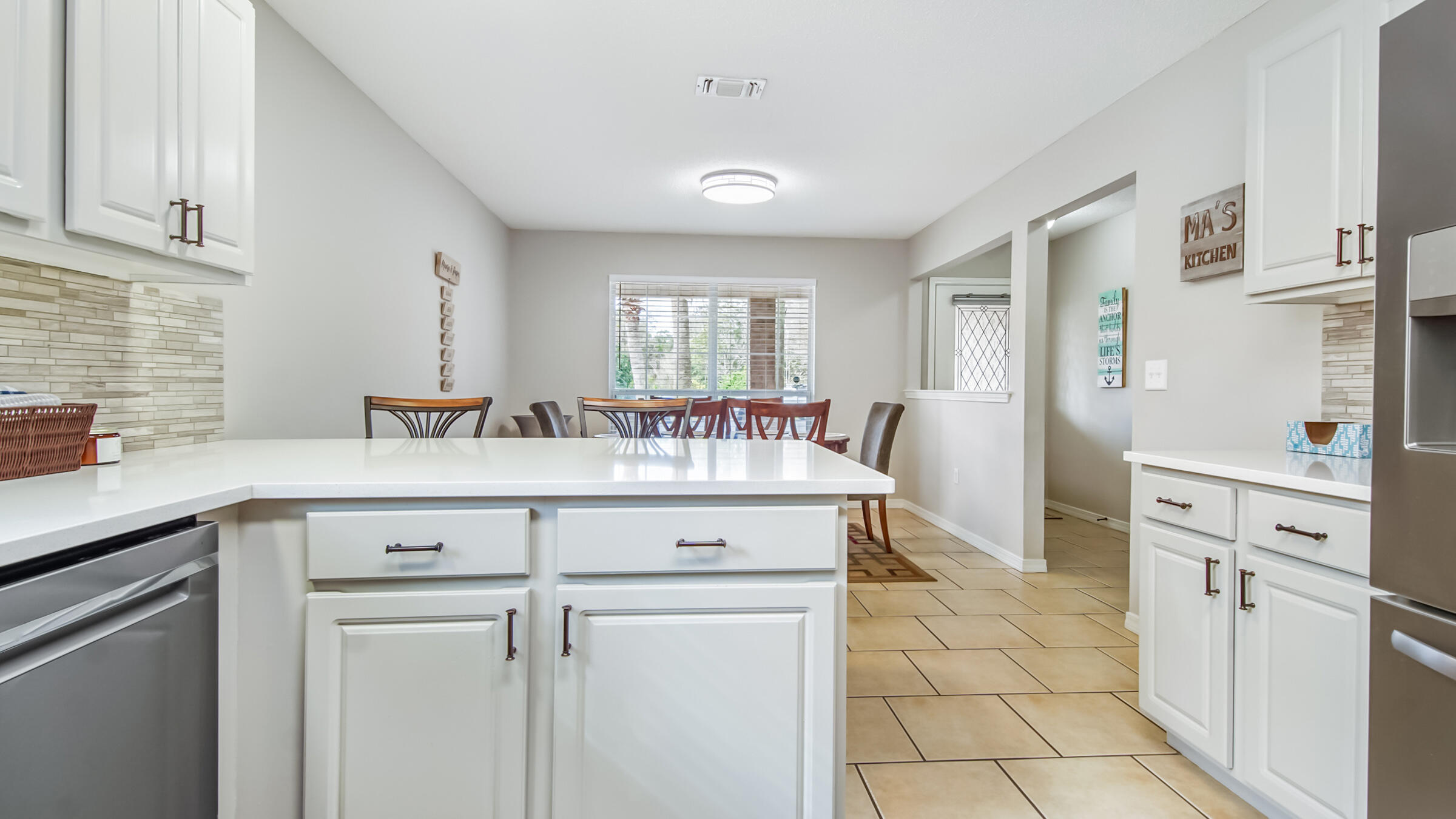 EMERALD LAKES PH 3 - Residential