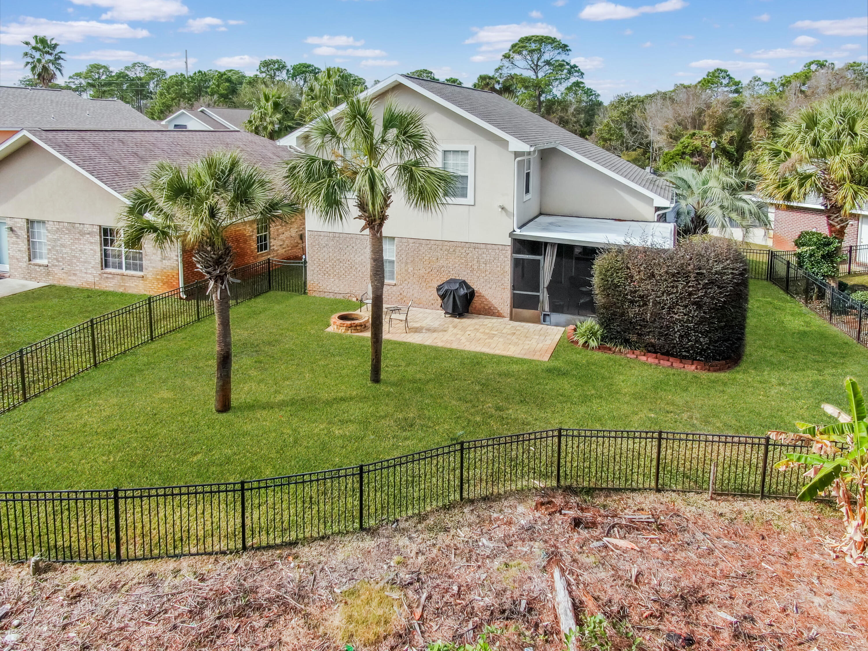 EMERALD LAKES PH 3 - Residential