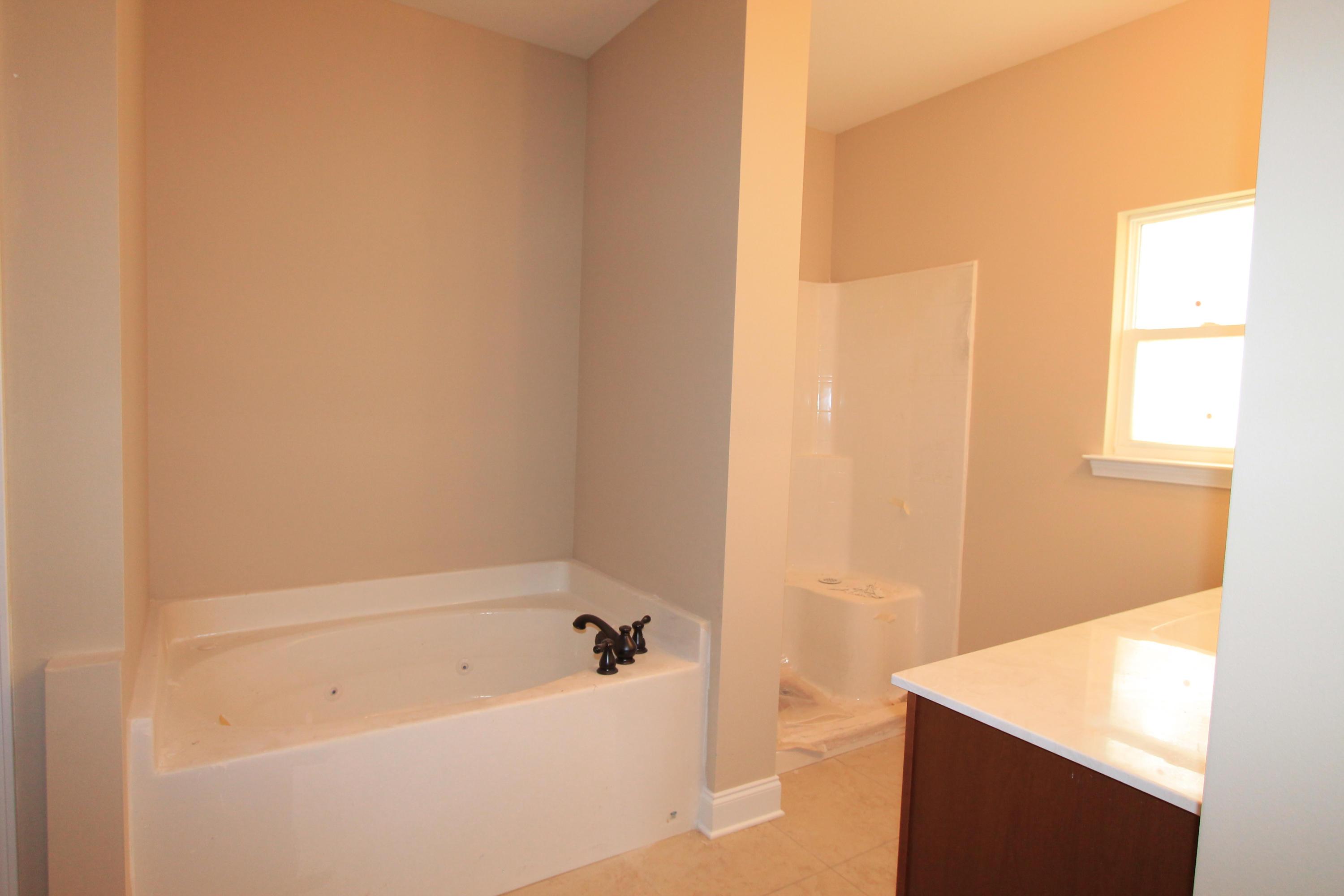 COLONIAL HEIGHTS - Residential