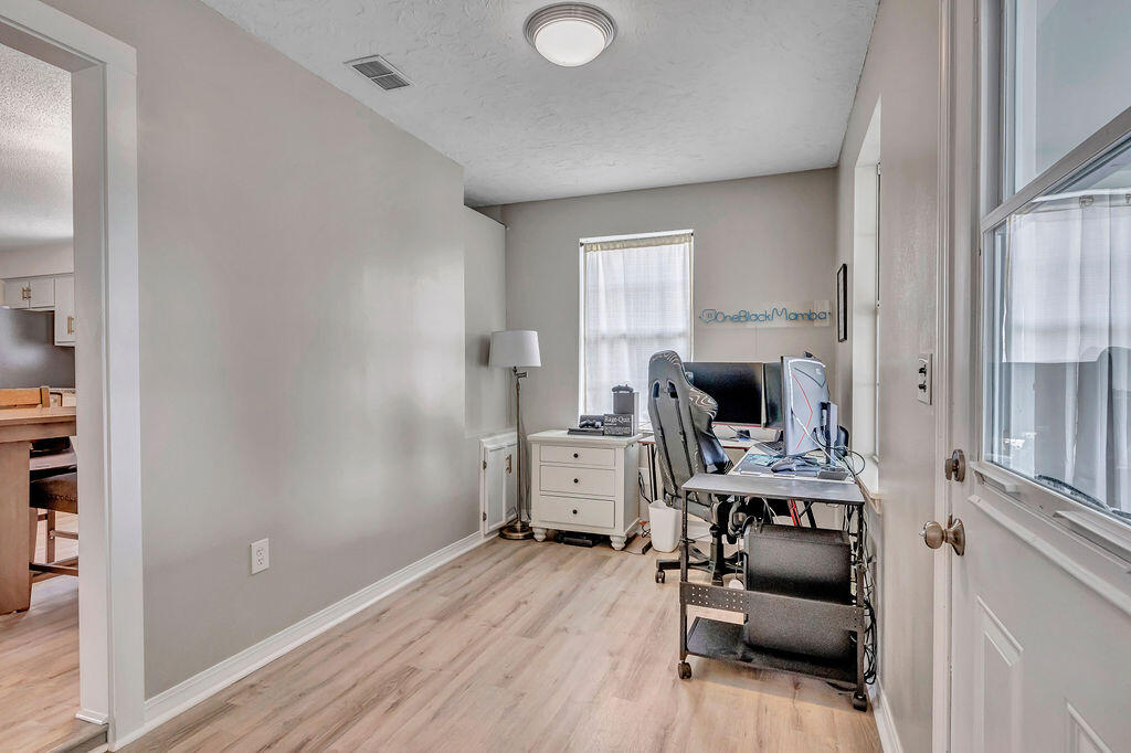 COUNTRYVIEW ESTATES 6TH ADDN PH3 - Residential