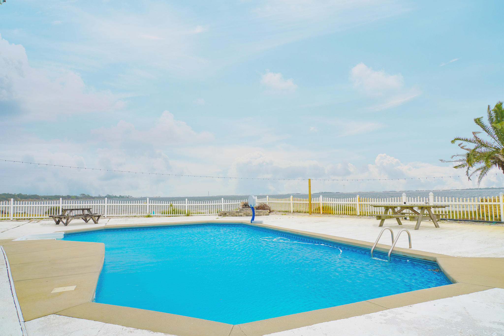 RIVIERA BEACH - Residential