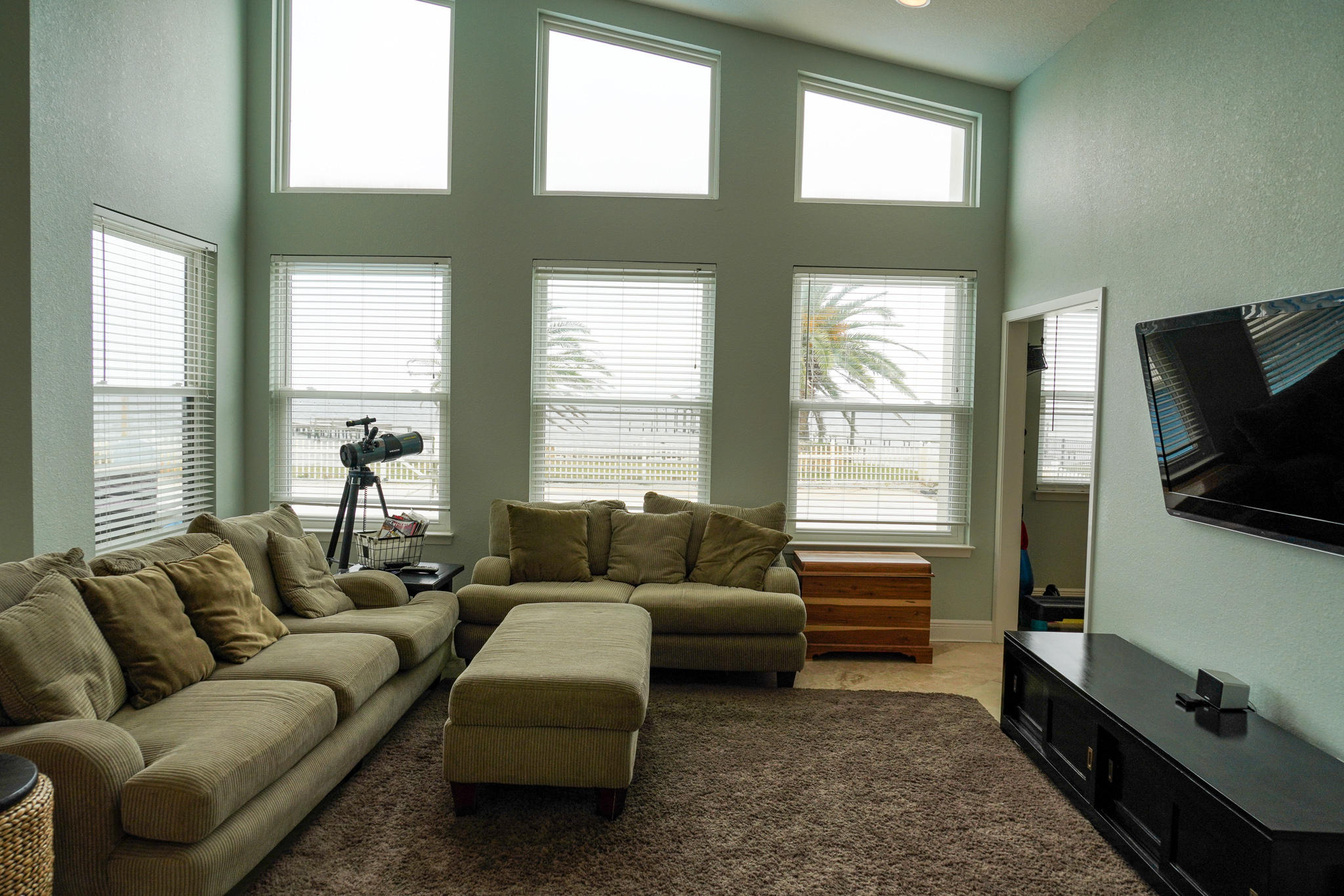 RIVIERA BEACH - Residential