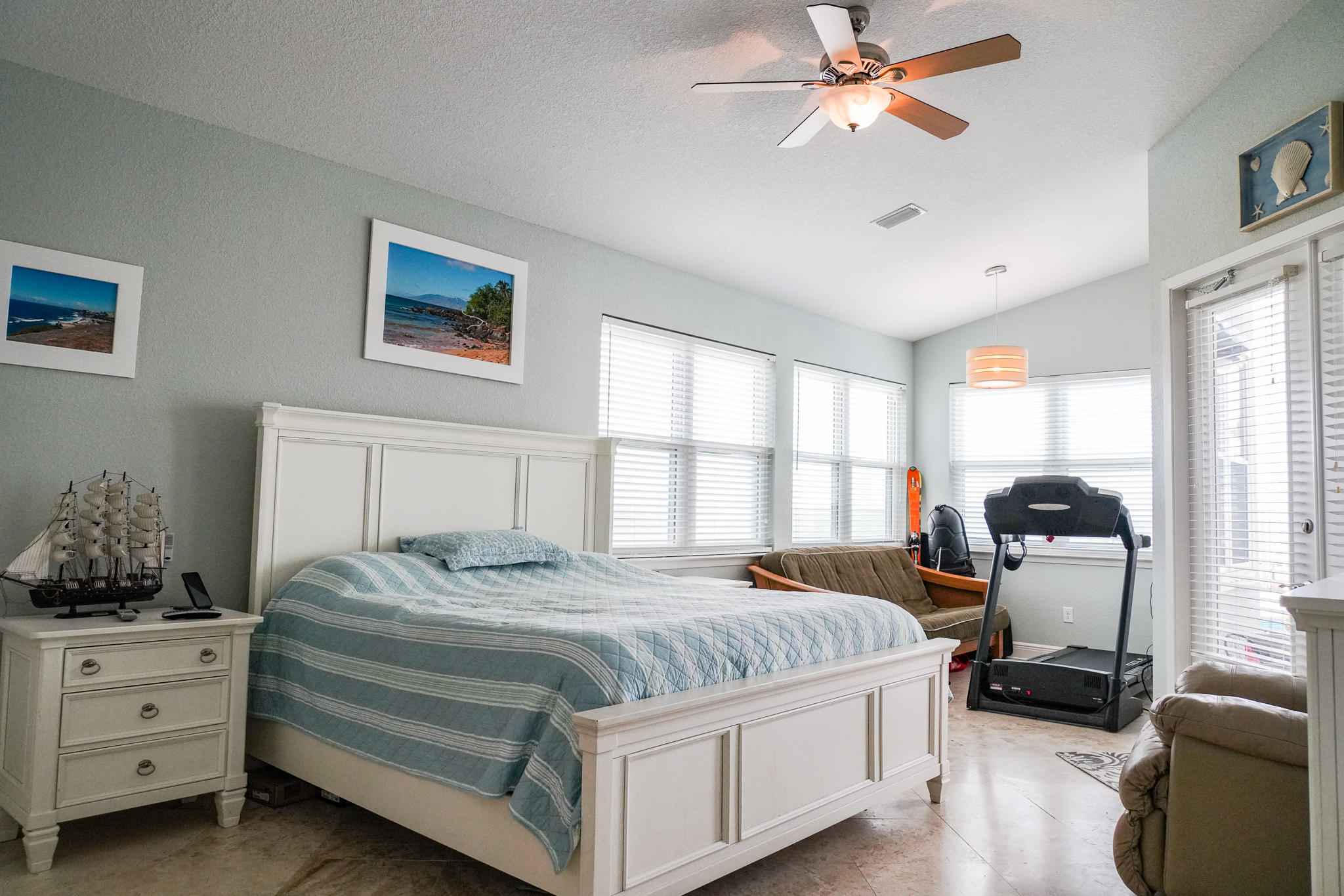 RIVIERA BEACH - Residential