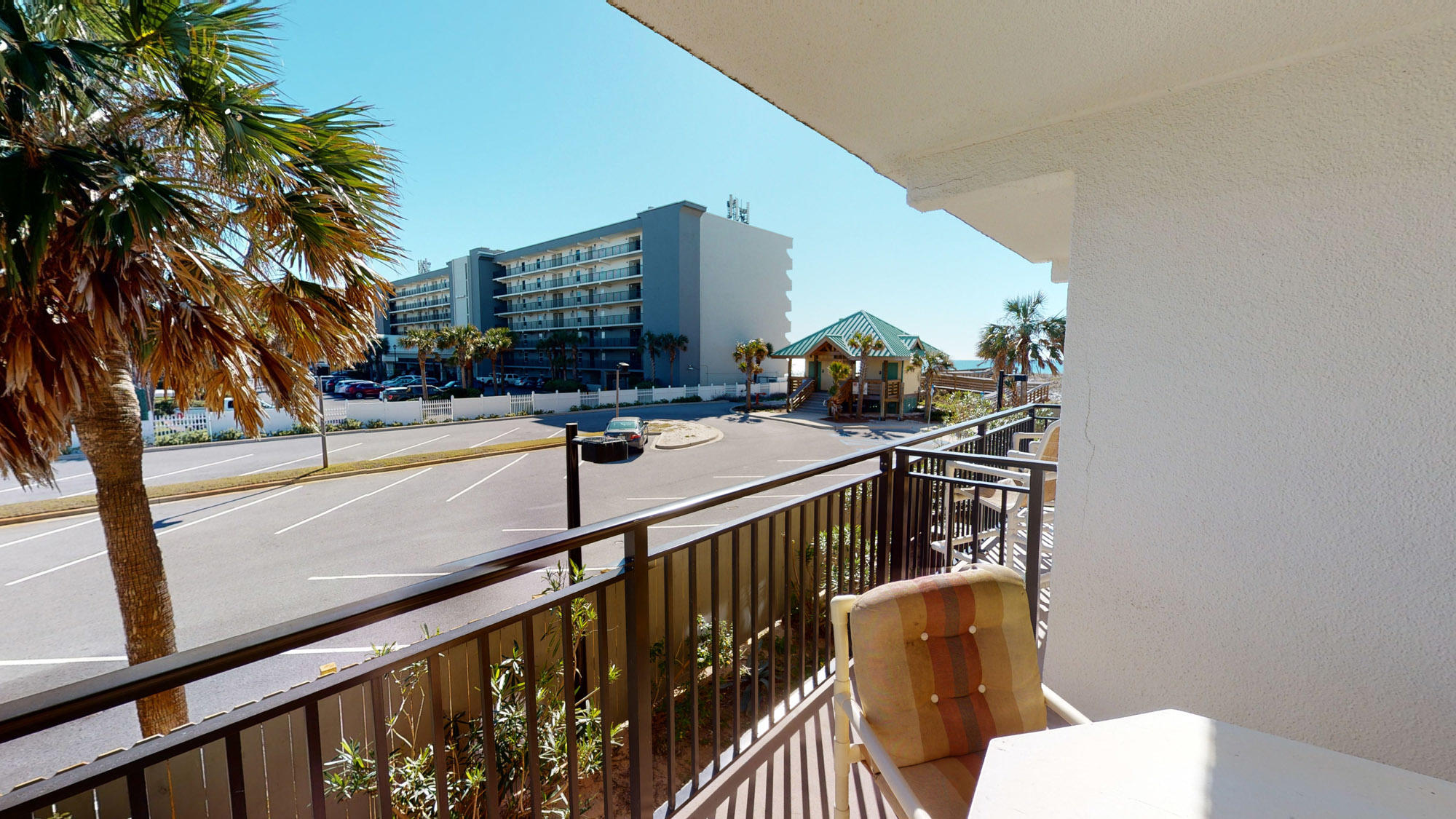 EMERALD ISLE - Residential