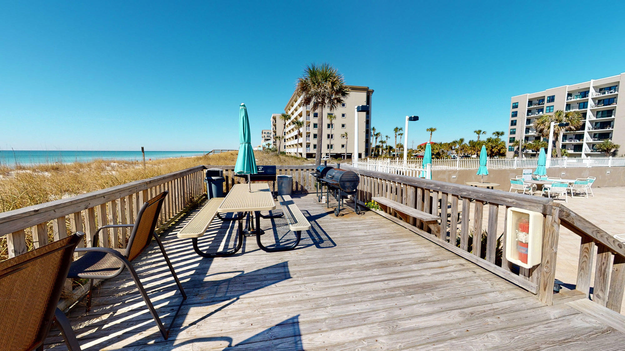 EMERALD ISLE - Residential