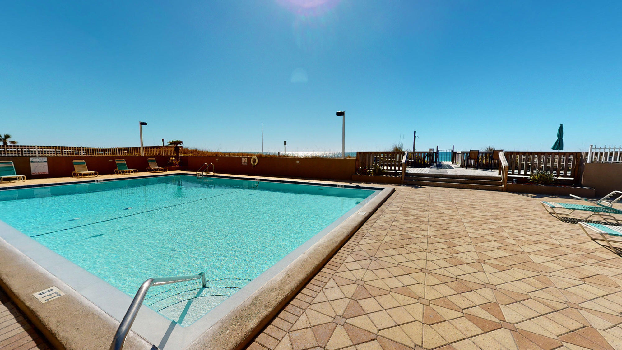 EMERALD ISLE - Residential