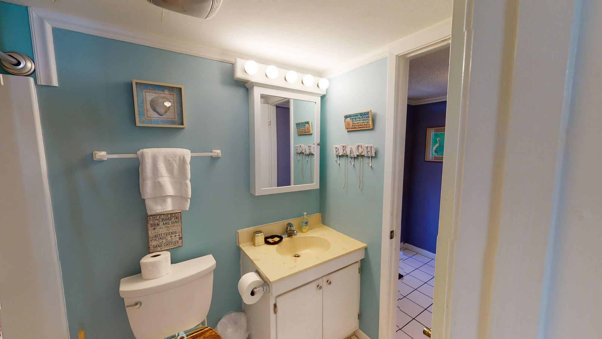 EMERALD ISLE - Residential