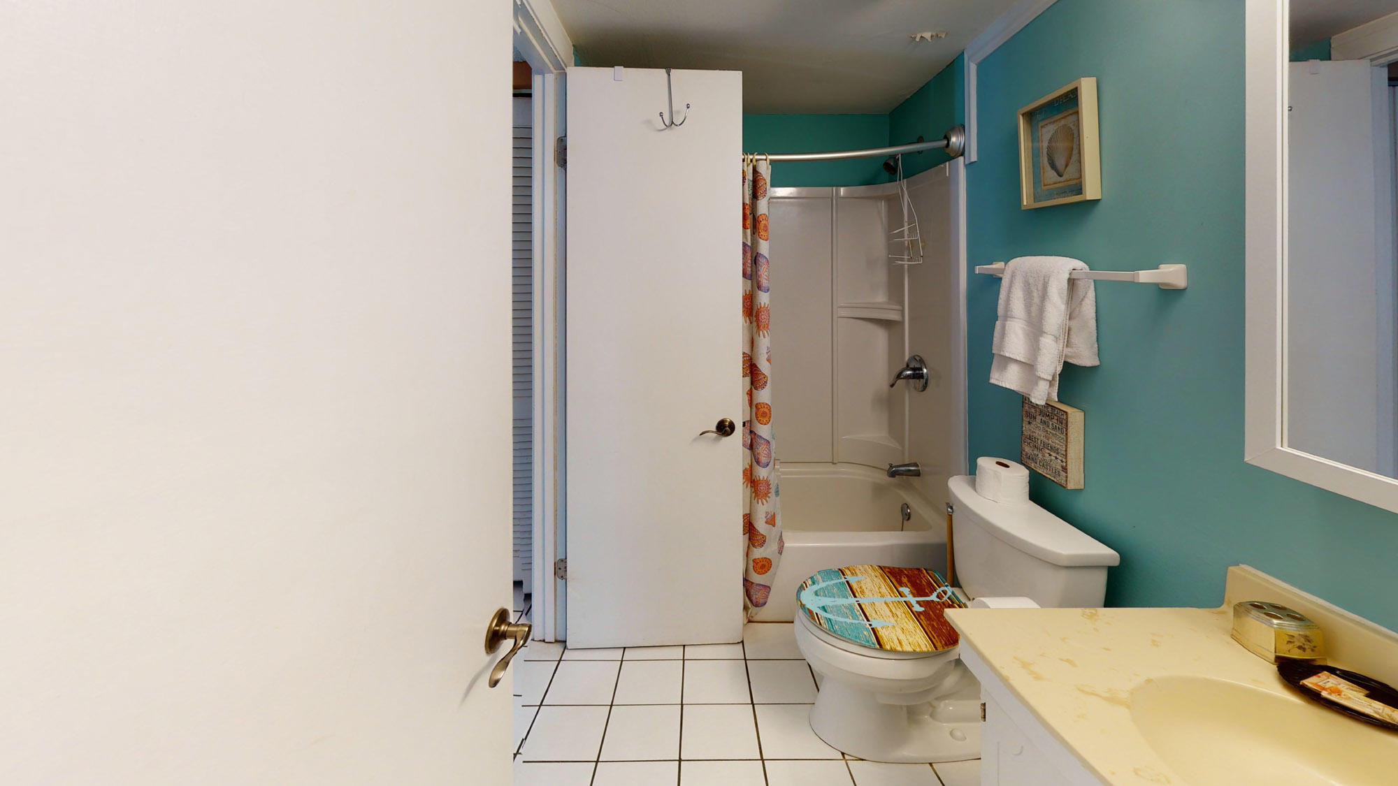 EMERALD ISLE - Residential