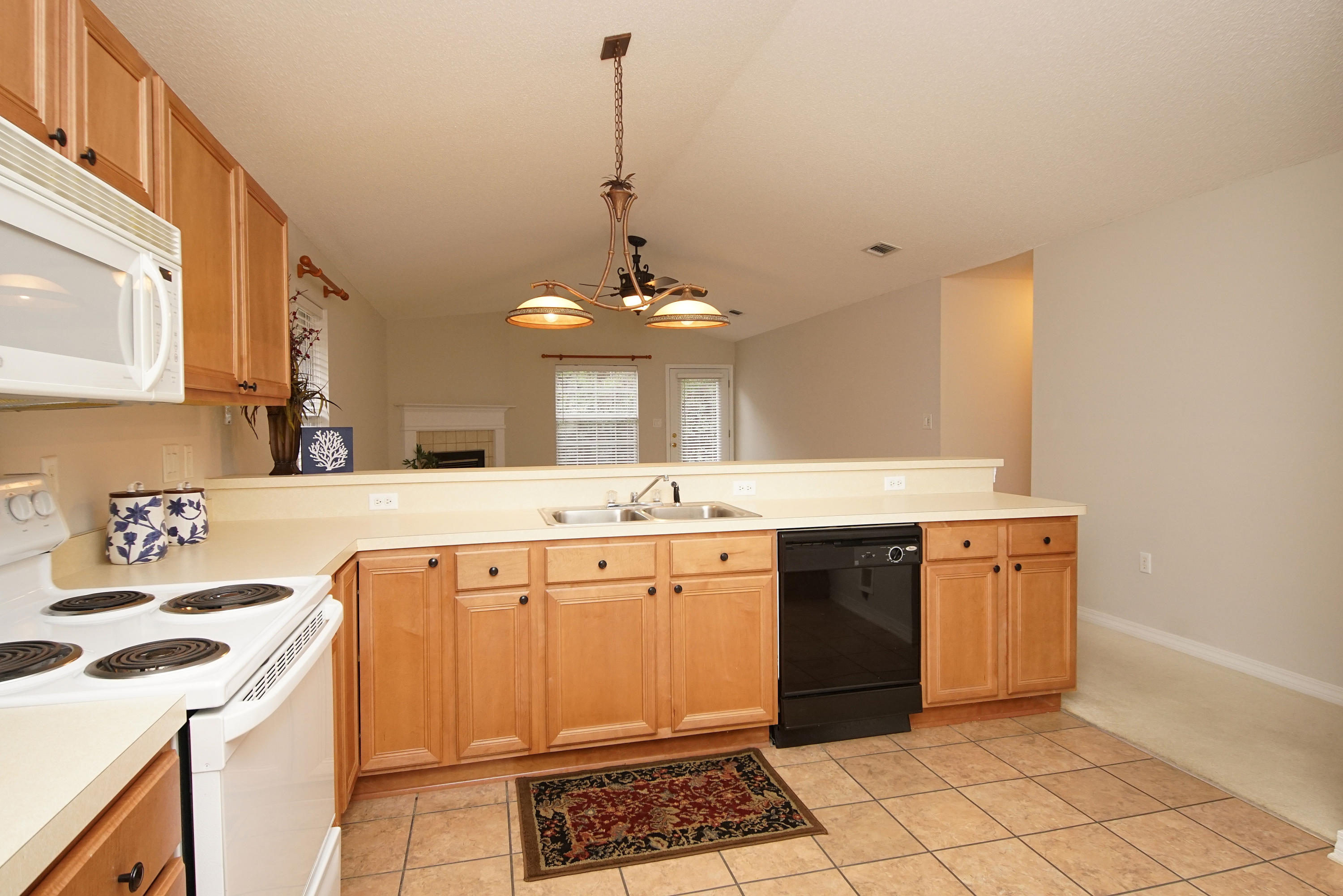 EMERALD LAKES PH 3 - Residential