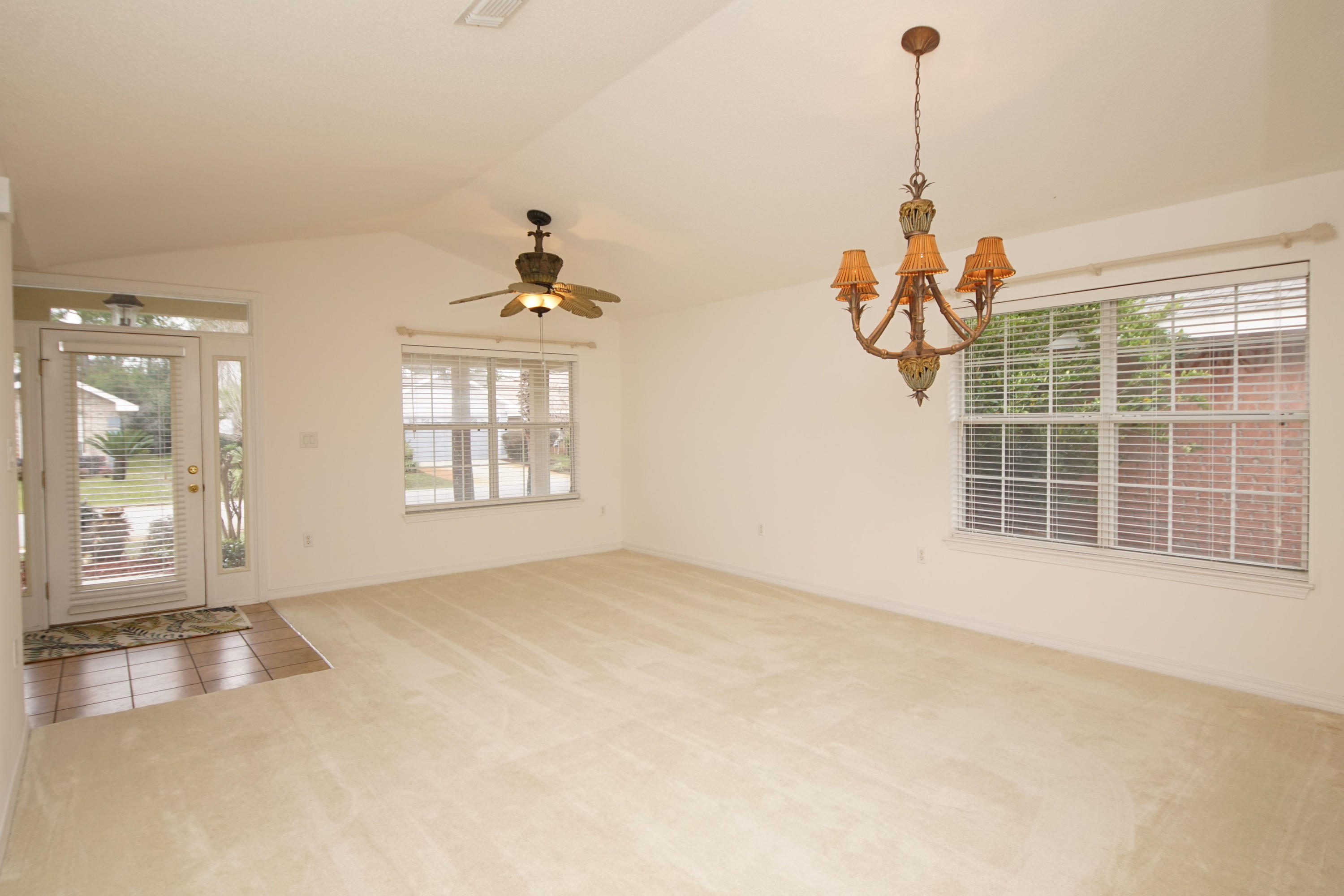 EMERALD LAKES PH 3 - Residential